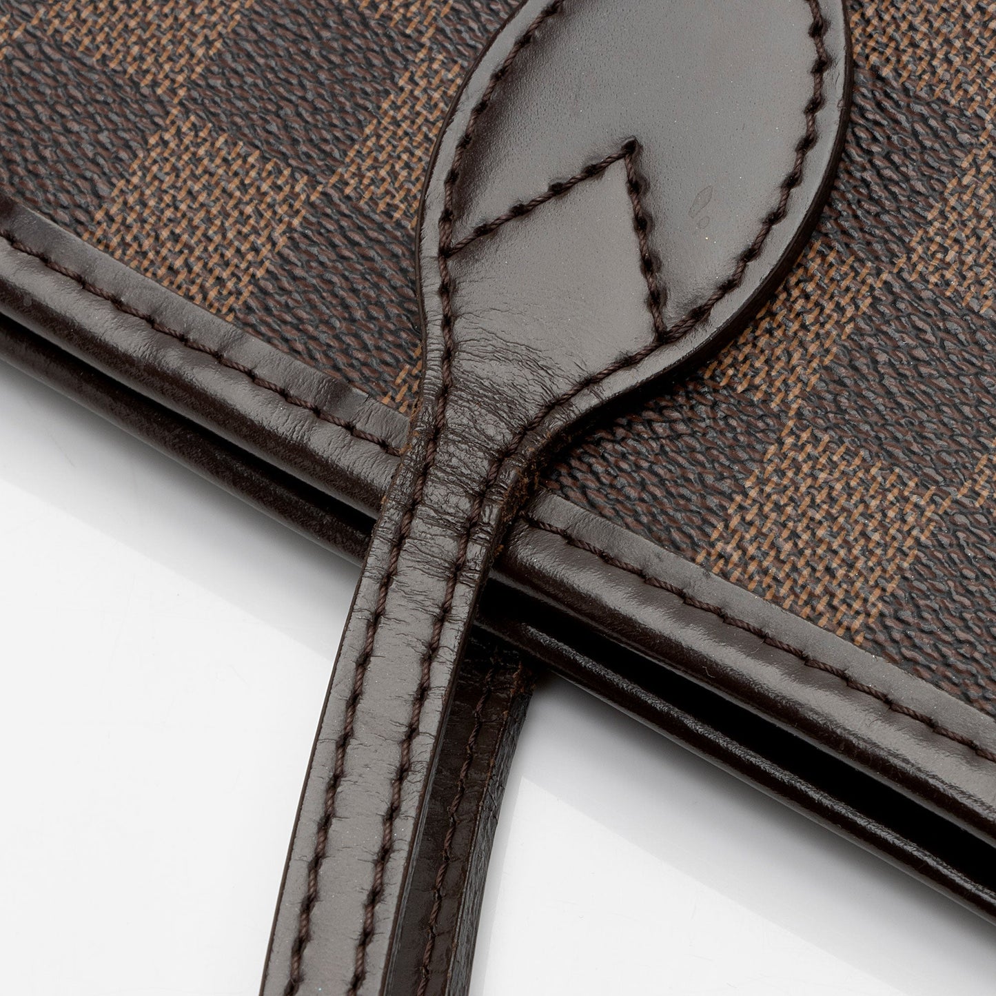 Louis Vuitton Damier Ebene Neverfull MM Tote (SHF-O62sUL)