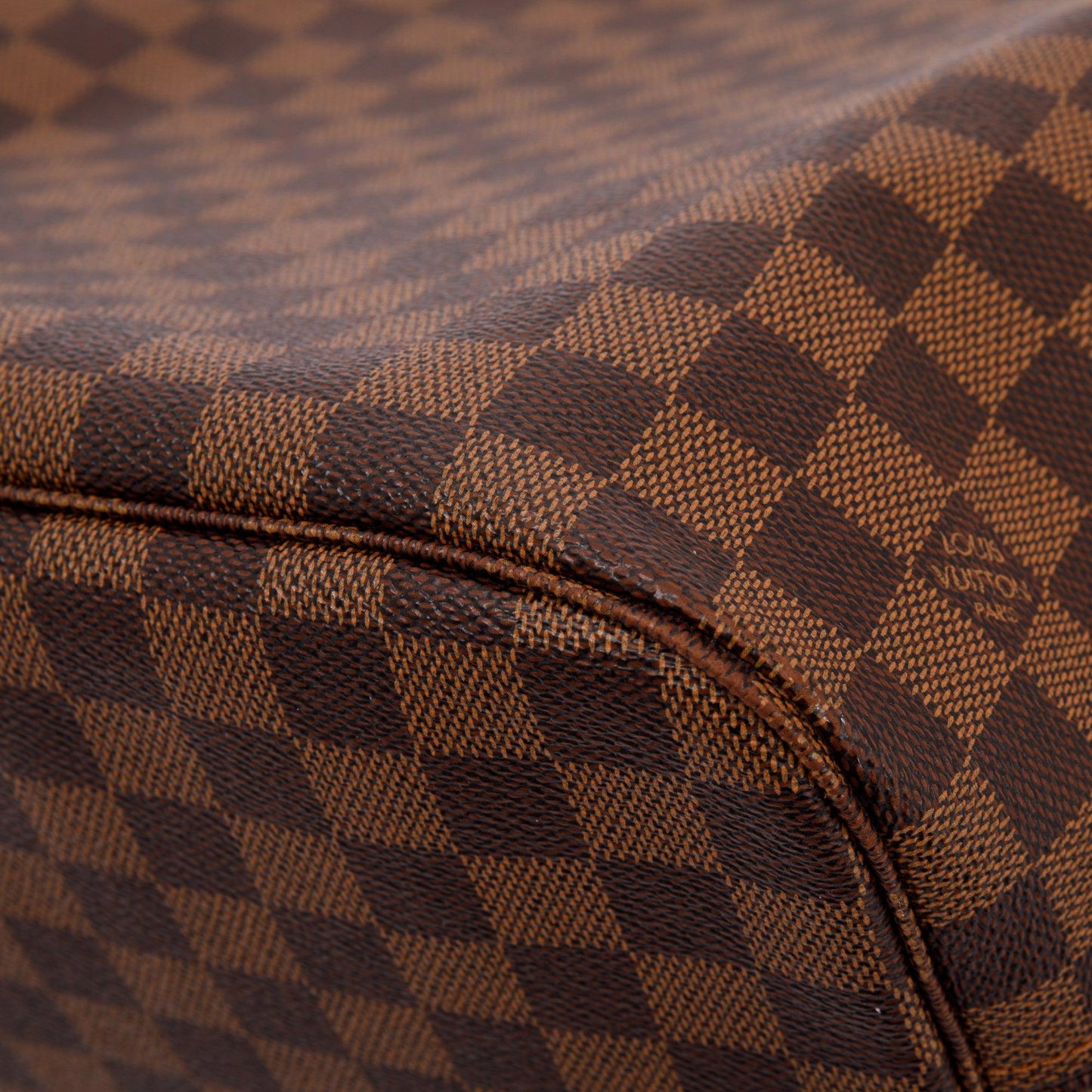 Louis Vuitton Damier Ebene Neverfull MM