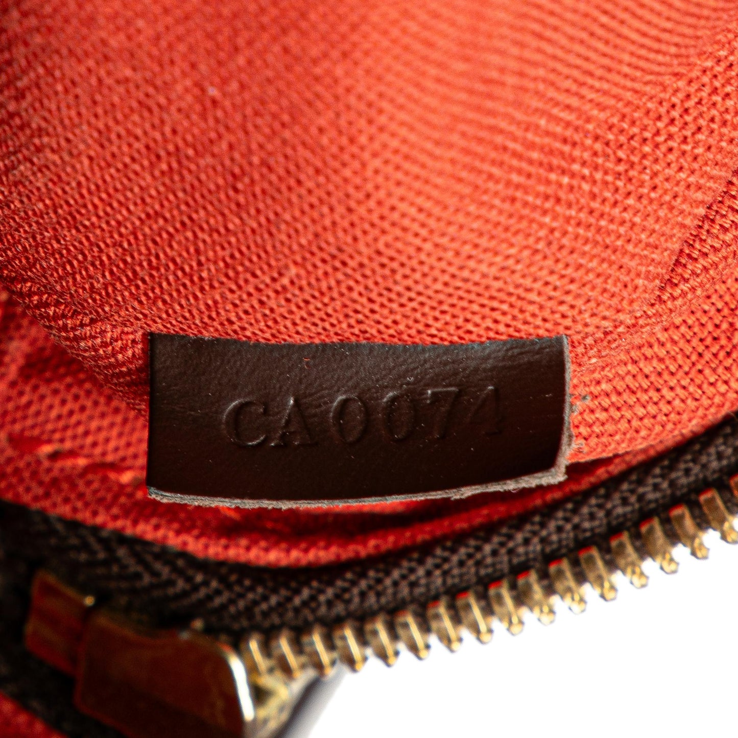 Louis Vuitton Damier Ebene Olav MM (SHG-DN2jmG)