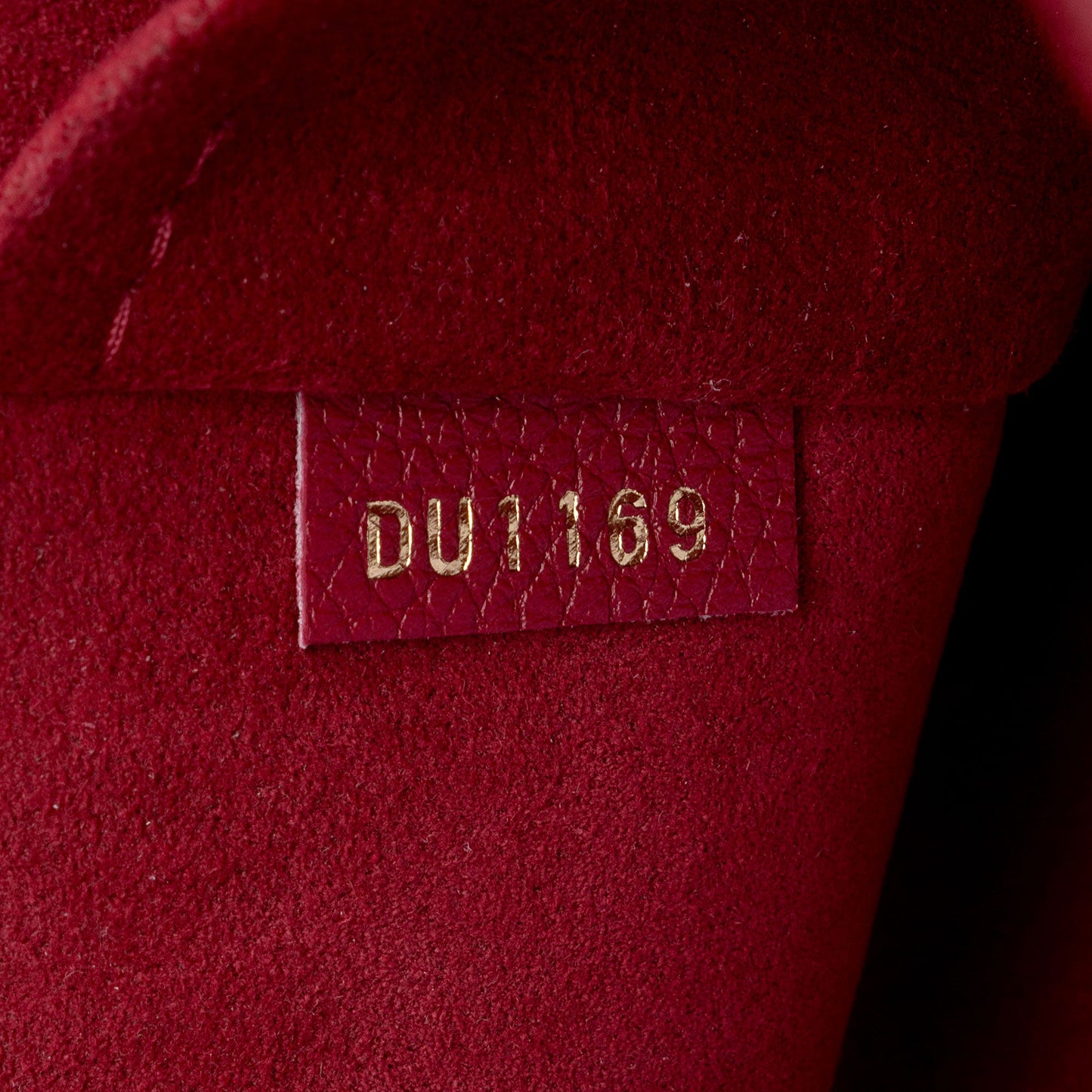 Louis Vuitton Damier Ebene Riverside Tote (SHF-VhMAnM)