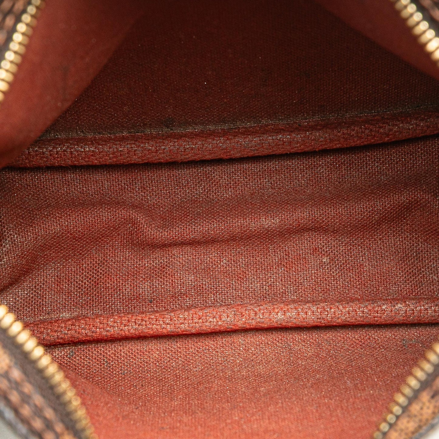Louis Vuitton Damier Ebene Trousse Pochette (SHG-b7PJUt)