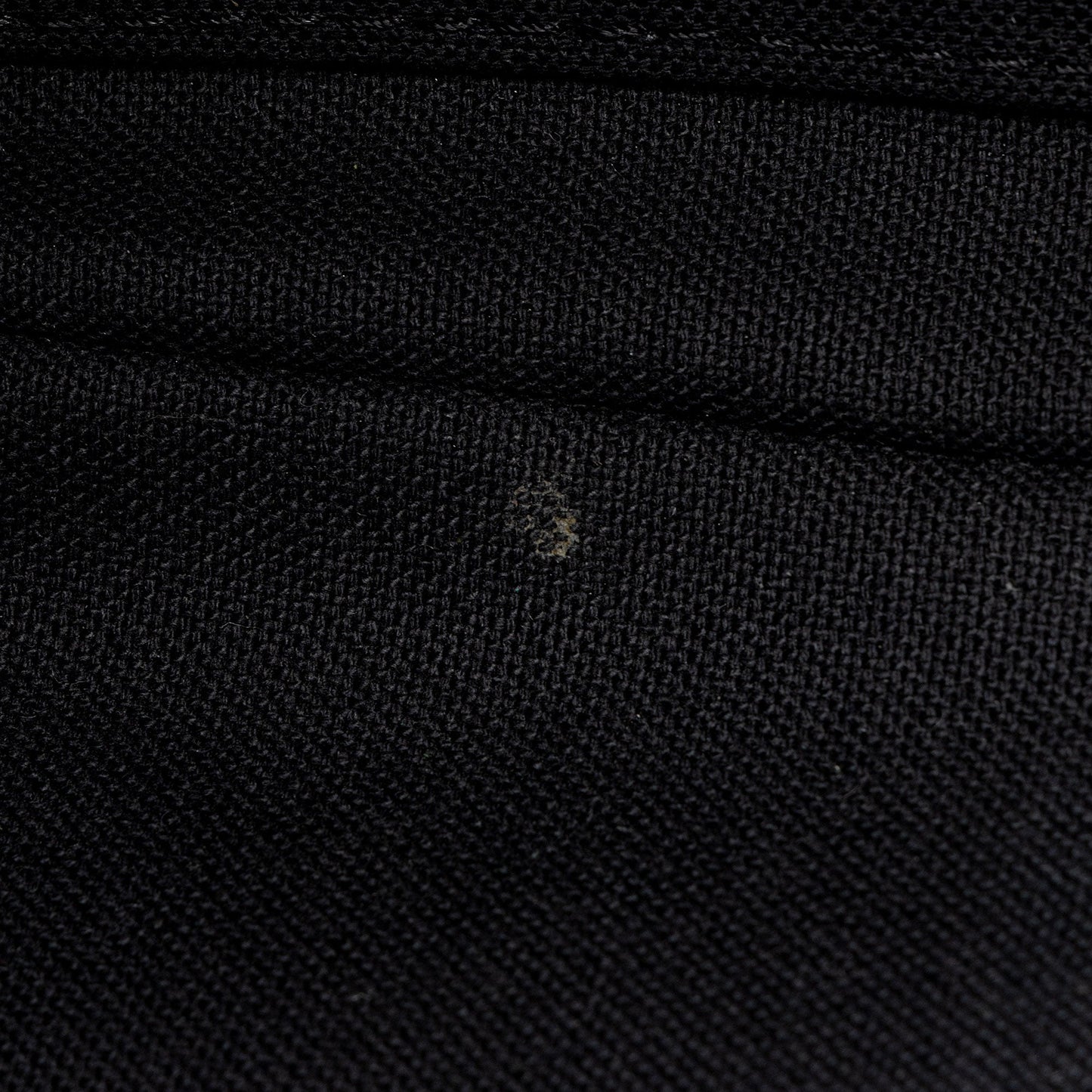 Louis Vuitton Damier Graphite Tadao PM Tote (SHF-Oxs4yX)