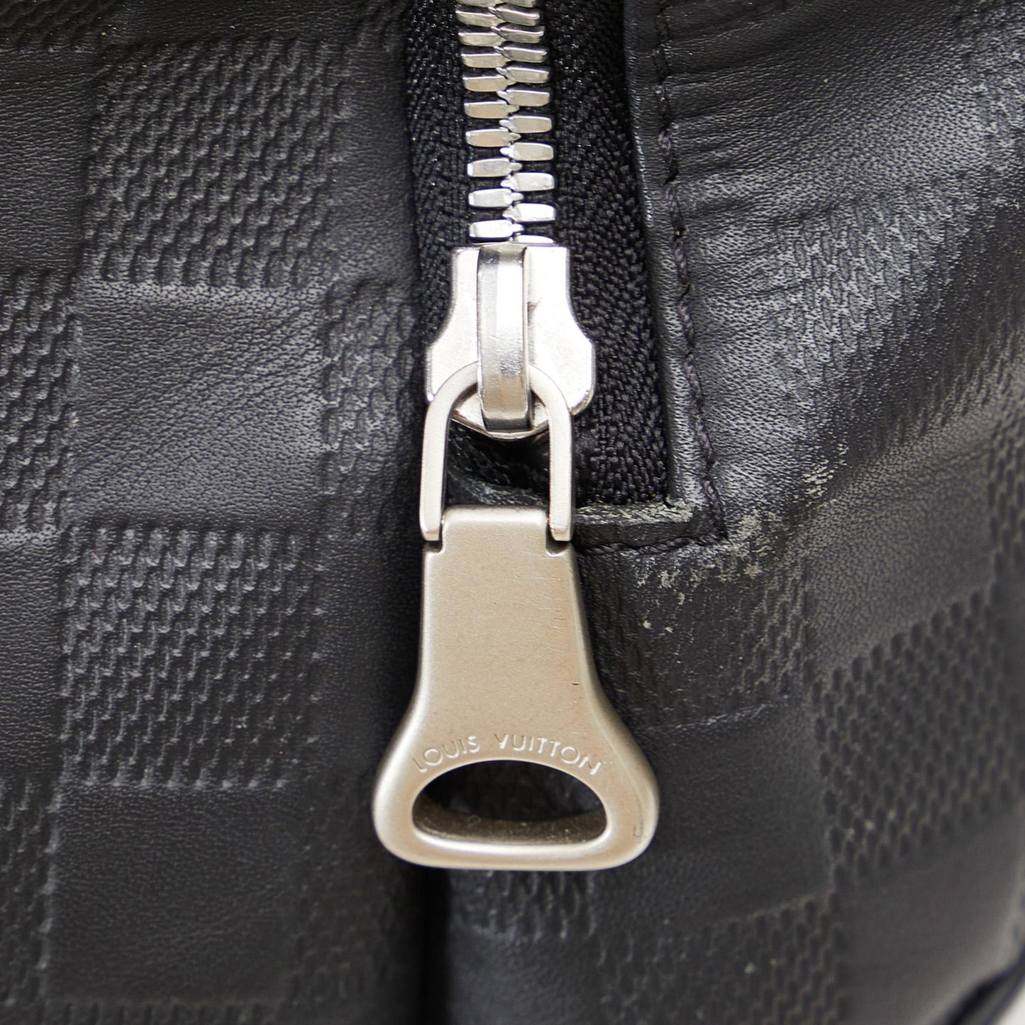 Louis Vuitton Damier Infini Avenue Backpack (SHG-f1qFqU)