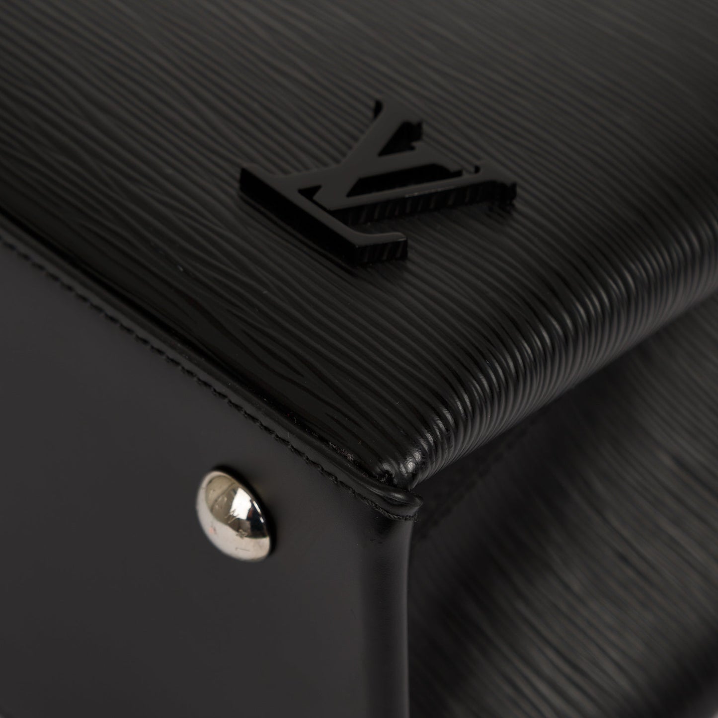 Louis Vuitton Epi Kleber MM