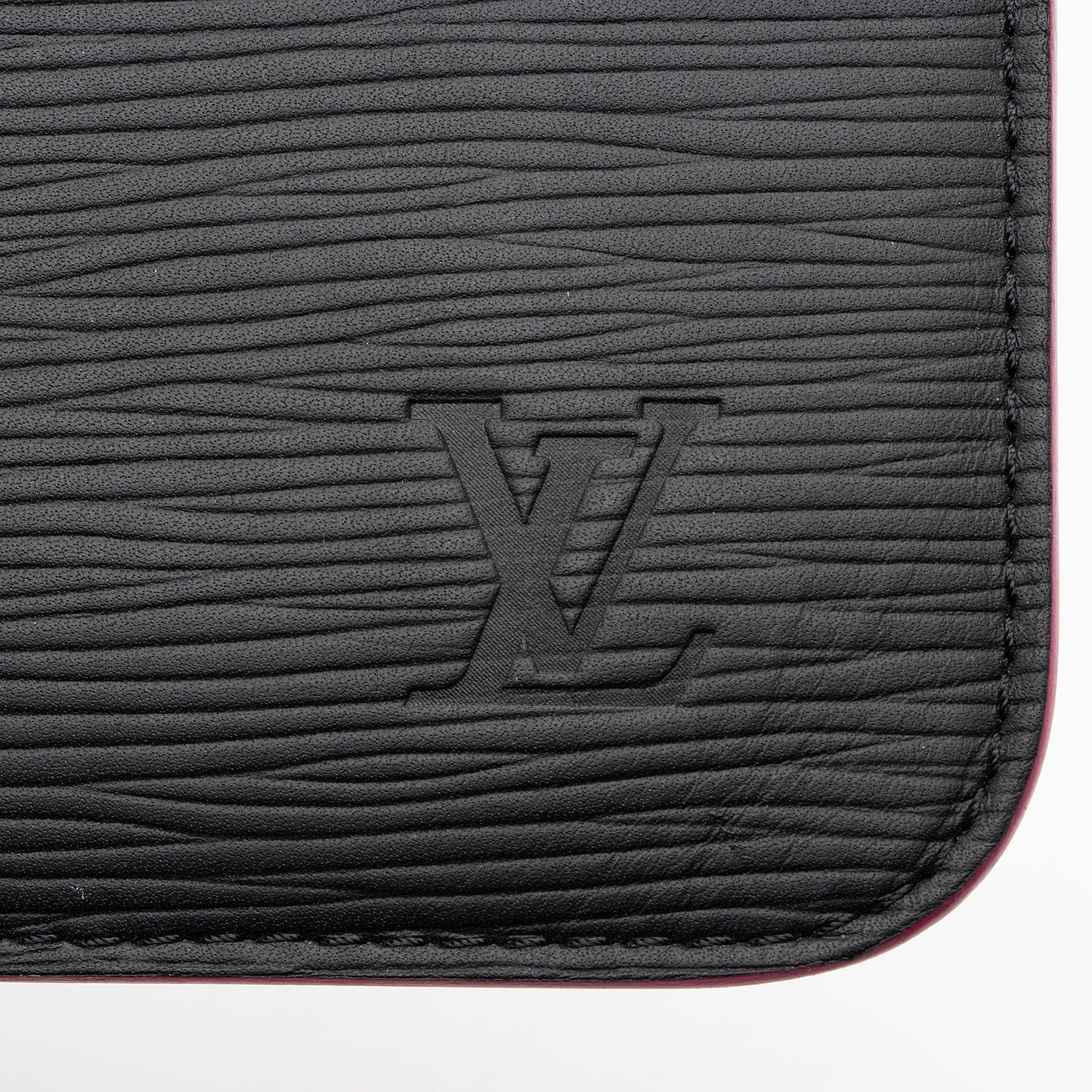 Louis Vuitton Epi Leather Neverfull MM Pochette