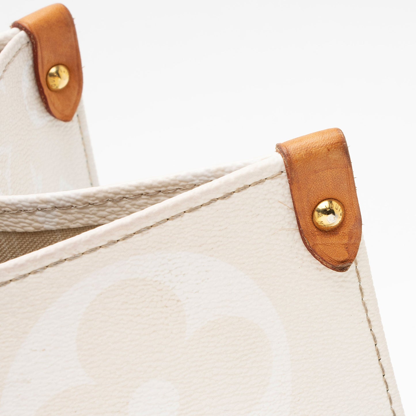 Louis Vuitton Giant Monogram Canvas By The Pool Onthego GM Tote (SHF-UOlul9)