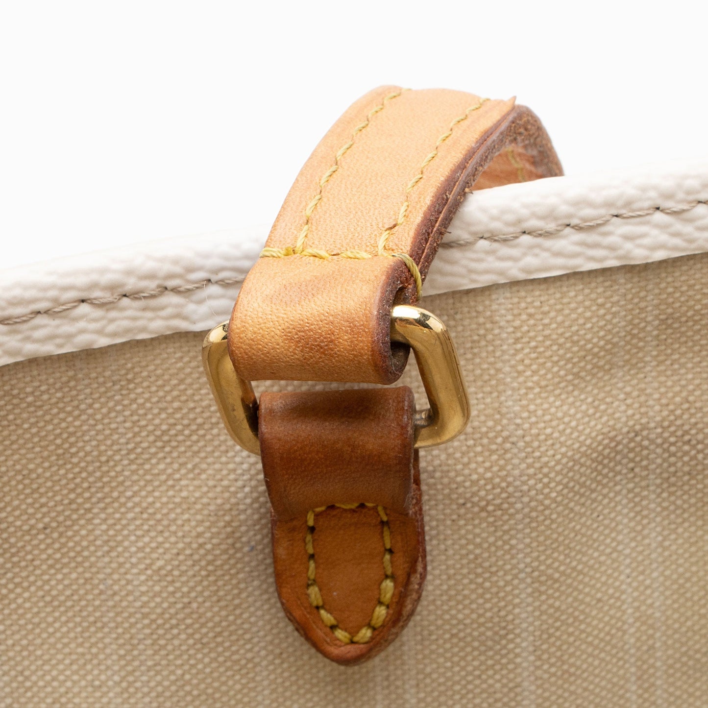 Louis Vuitton Giant Monogram Canvas By The Pool Onthego GM Tote (SHF-UOlul9)