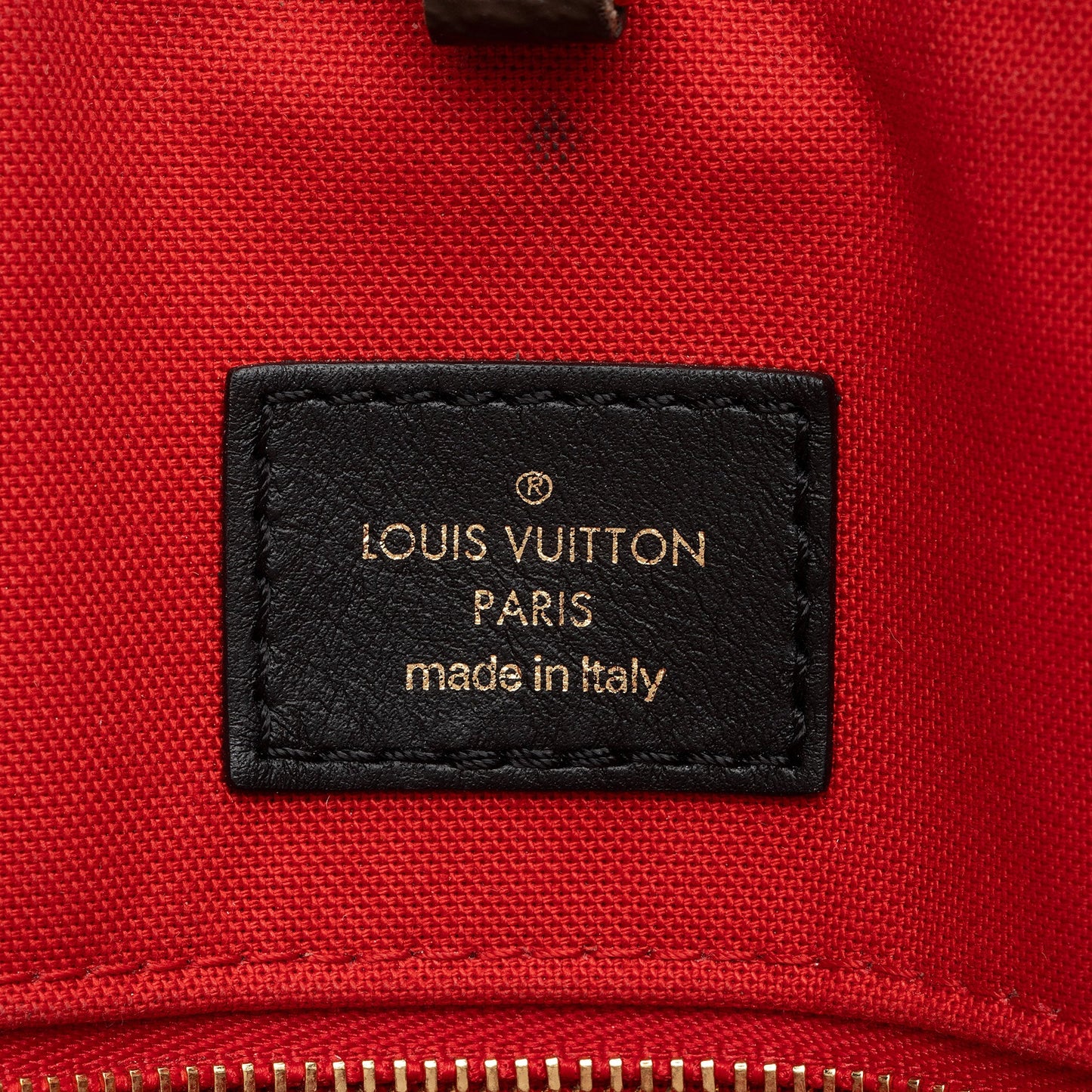 Louis Vuitton Giant Monogram Canvas Onthego GM Tote (SHF-BTGNiS)