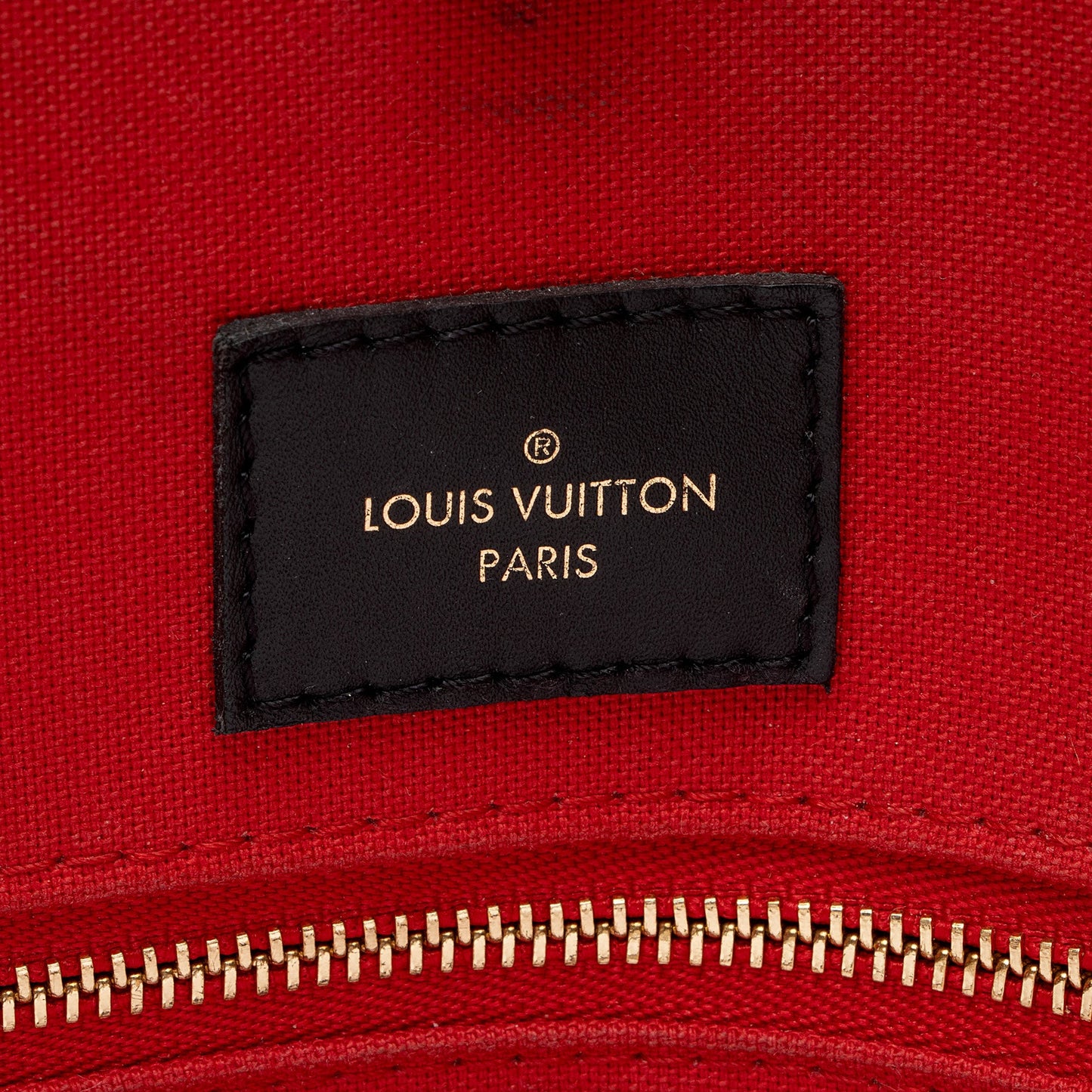 Louis Vuitton Giant Monogram Canvas Onthego GM Tote (SHF-vV9dsf)