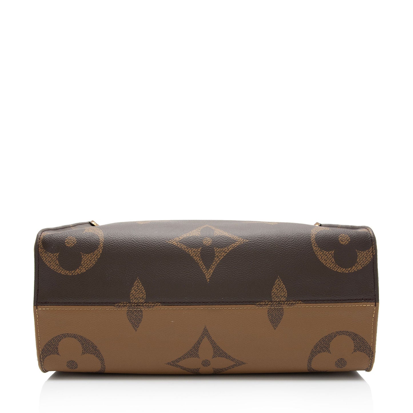 Louis Vuitton Giant Monogram Canvas Onthego MM Tote (SHF-zMPhIY)
