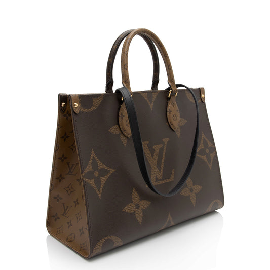 Louis Vuitton Giant Monogram Canvas Onthego MM Tote (SHF-kysayi)