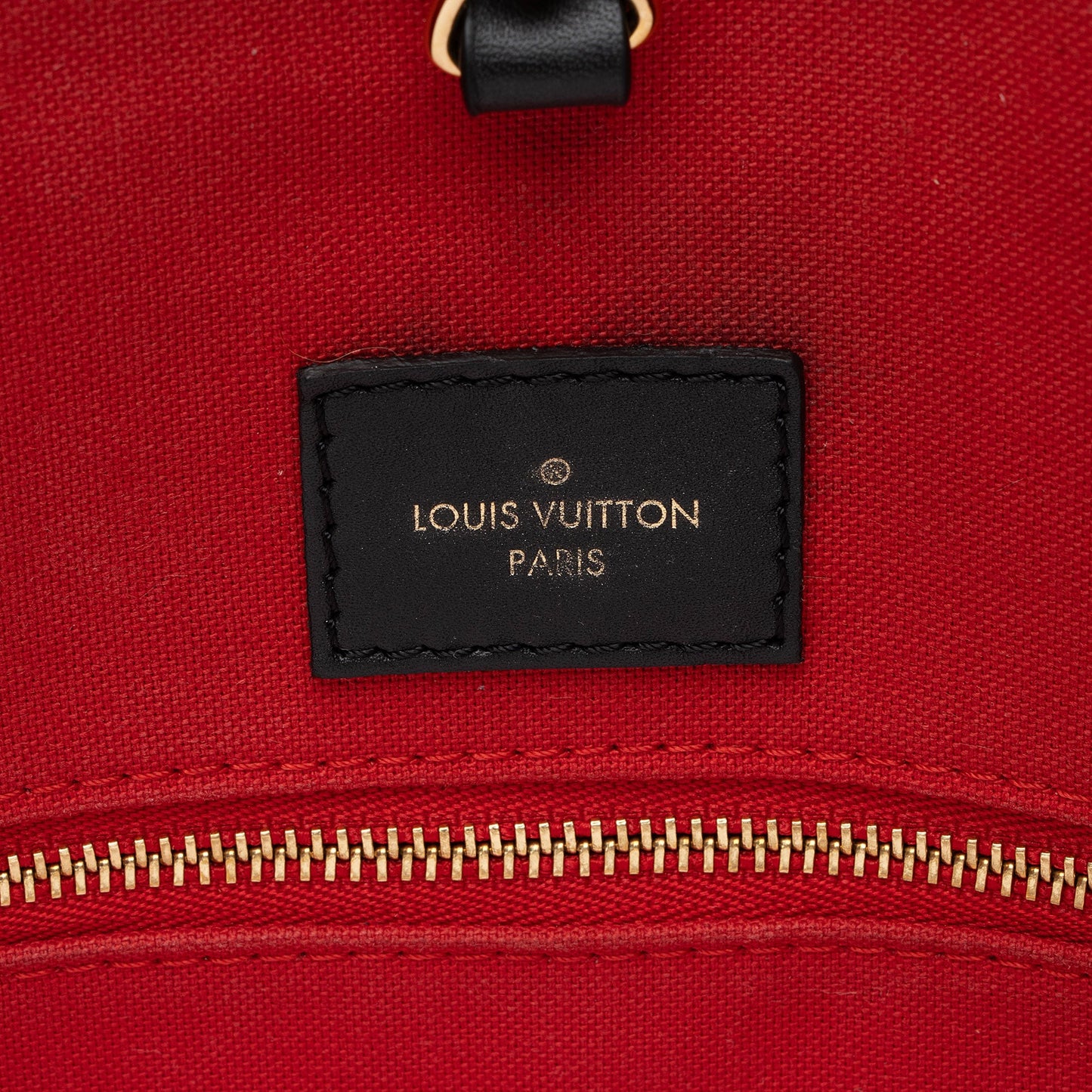 Louis Vuitton Giant Monogram Canvas Onthego MM Tote (SHF-B5VuuY)