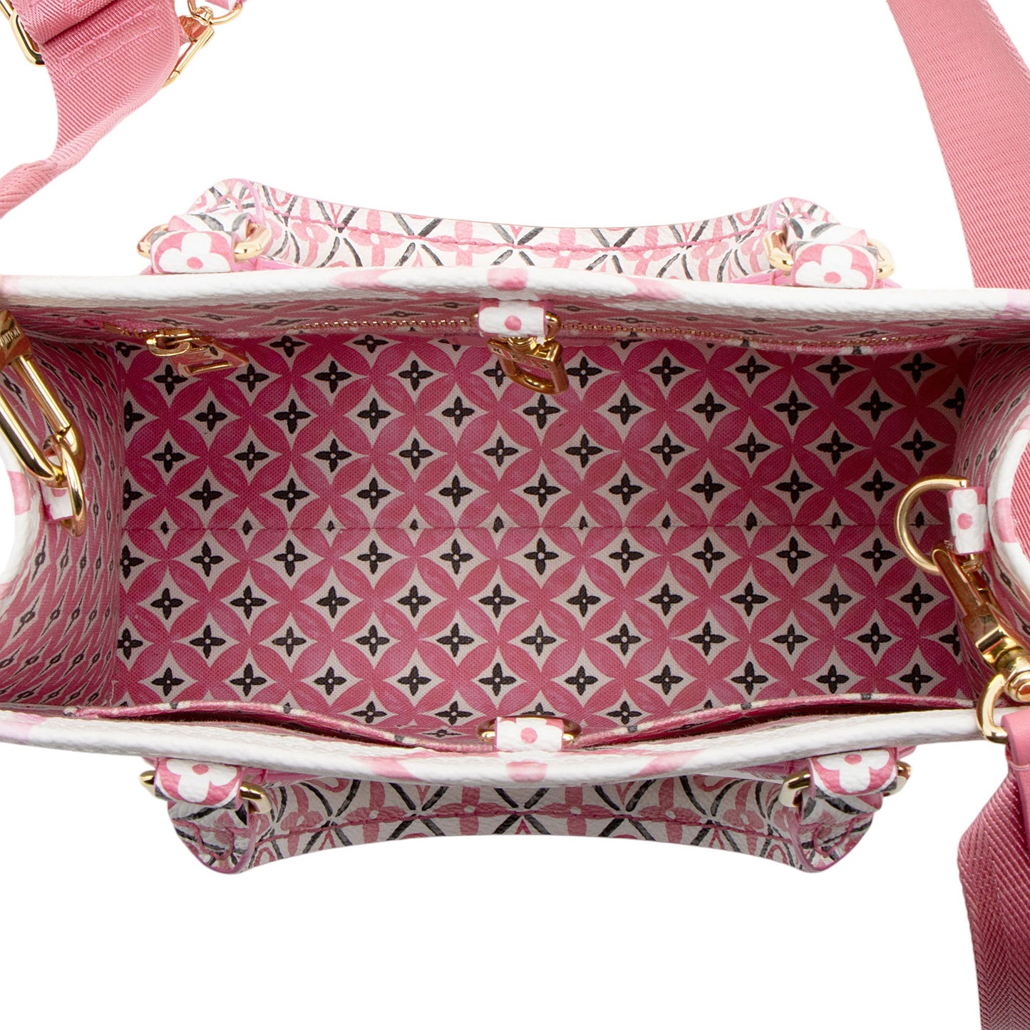 Louis Vuitton Giant Monogram Empreinte By The Pool Onthego PM Tote (SHF-LTu6RR)