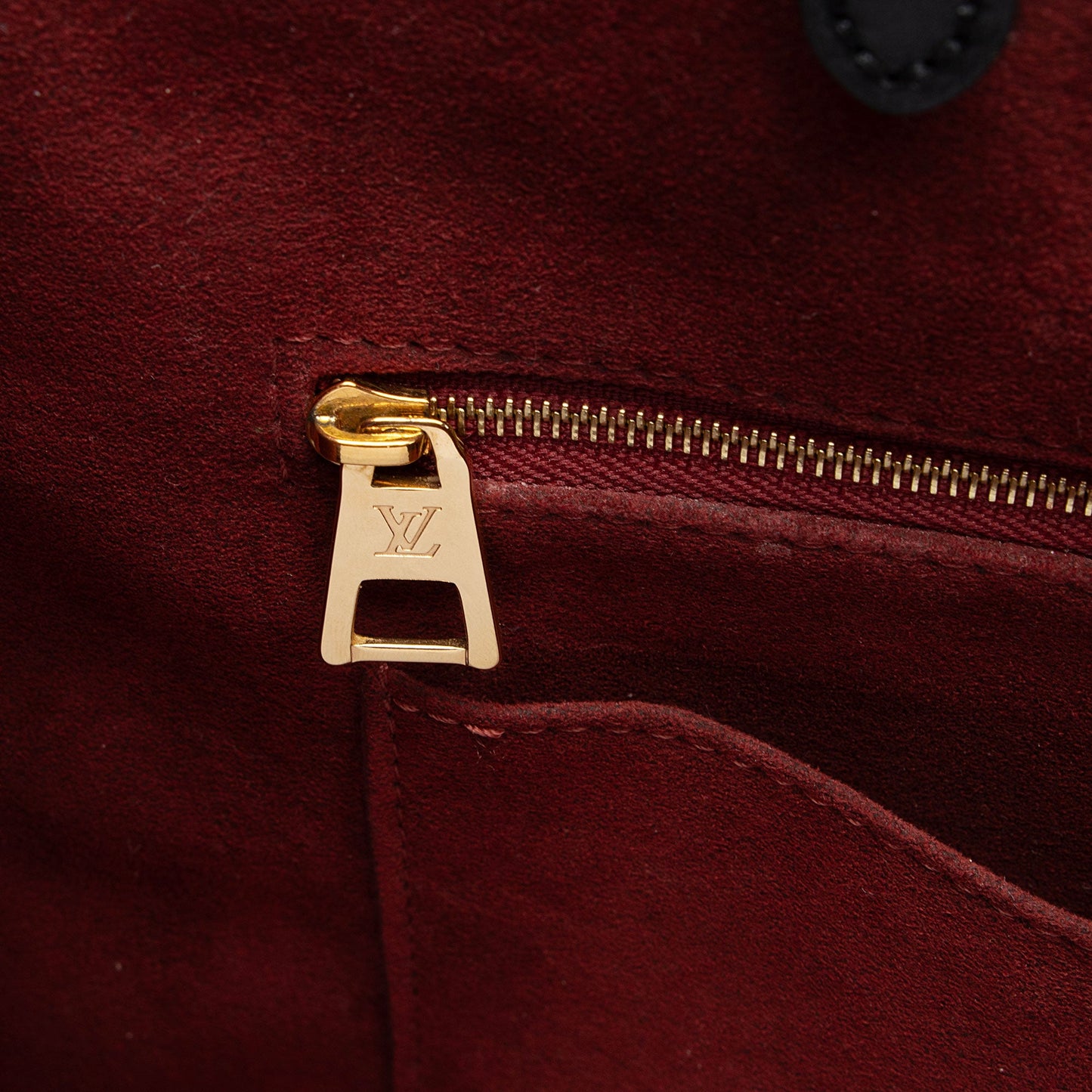 Louis Vuitton Giant Monogram Empreinte Onthego MM Tote (SHF-UQzkIf)