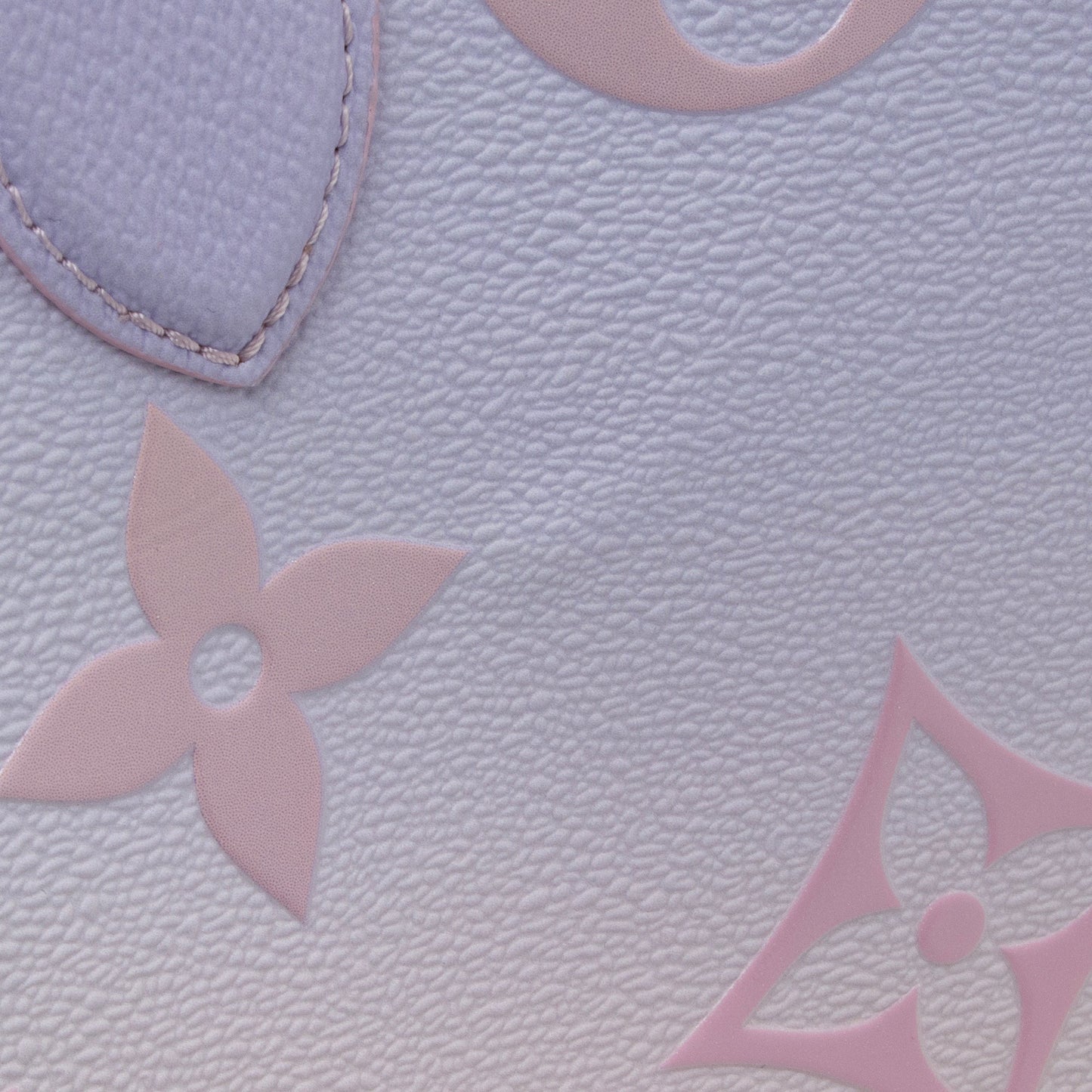 Louis Vuitton Giant Monogram Spring In The City Onthego GM Tote (SHF-22332)