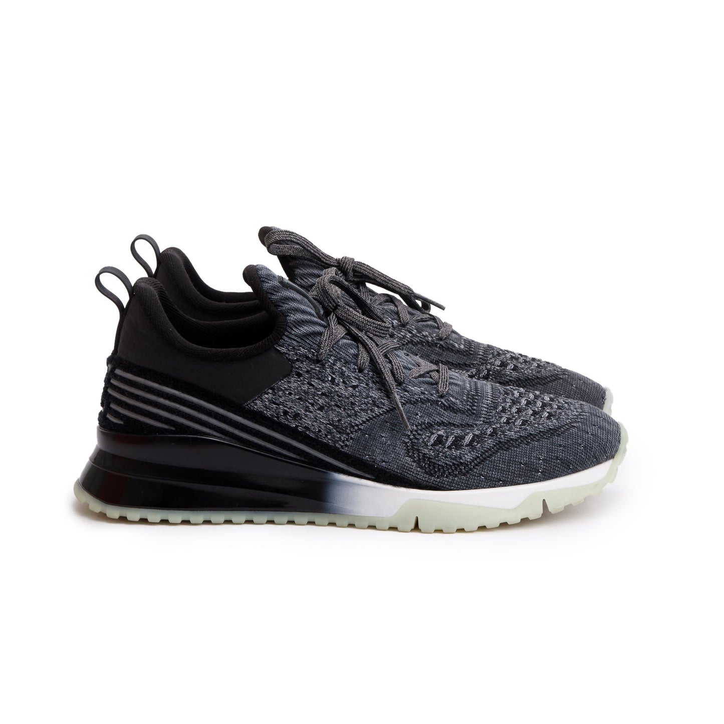 Louis Vuitton Grey Knit VNR Low Sneakers, Size 7