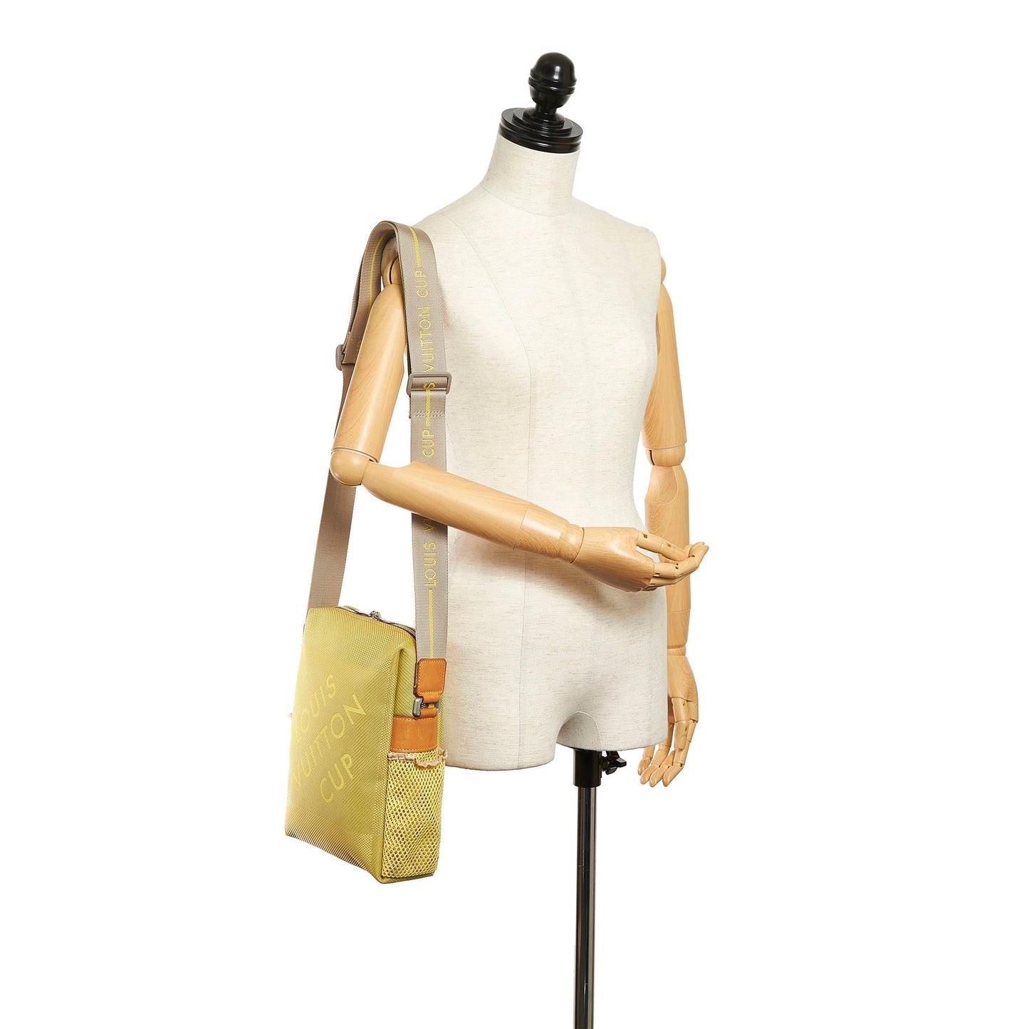 Louis Vuitton LV Cup Weatherly Crossbody Bag (SHG-31429)