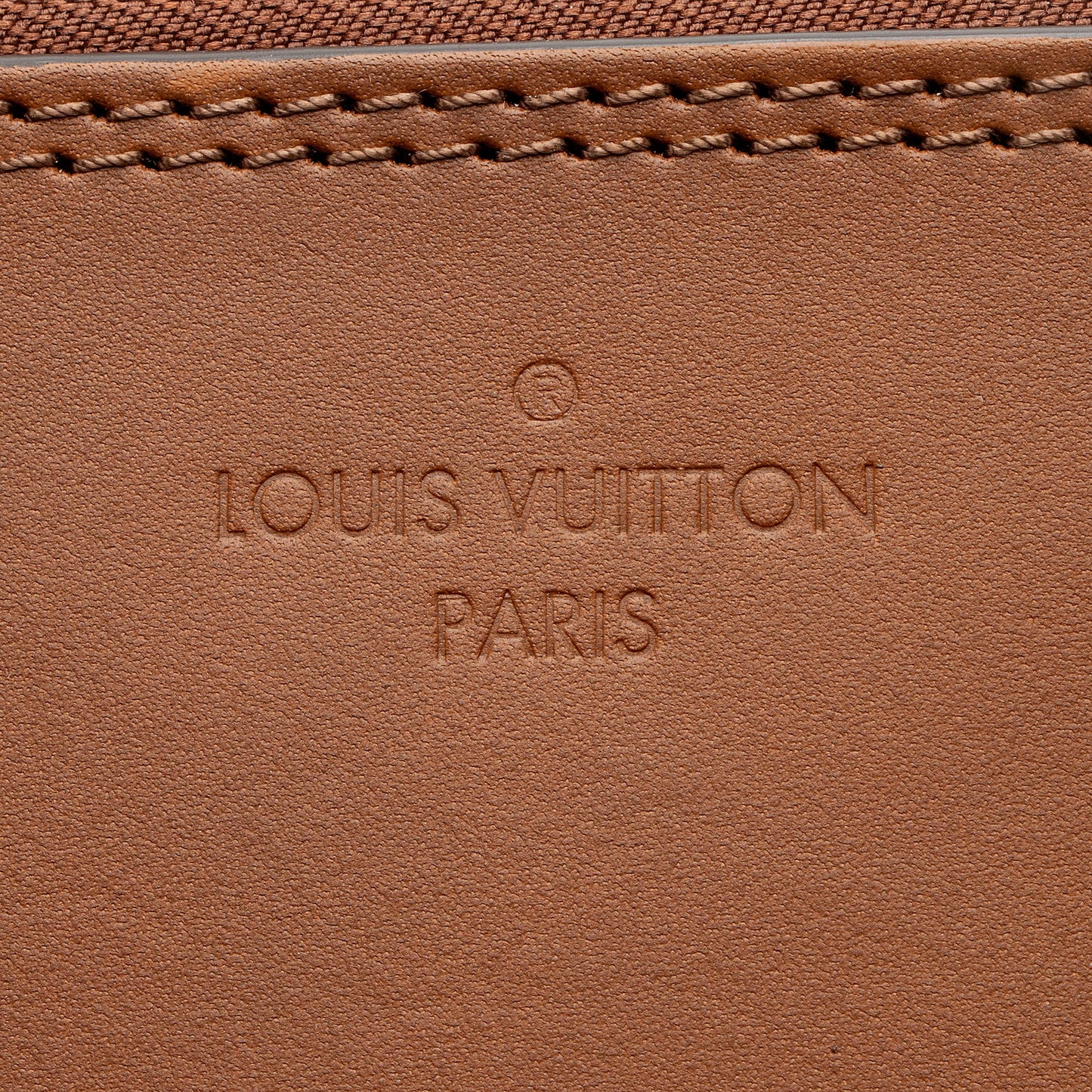Louis Vuitton Leather Hina MM Pochette