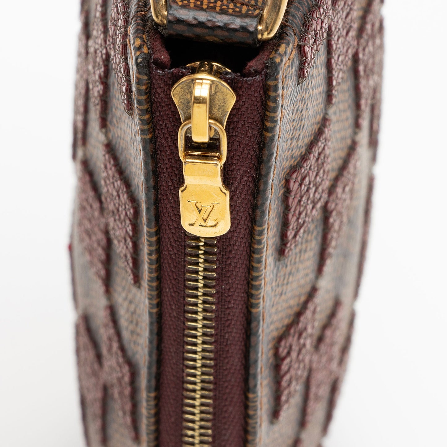 Louis Vuitton Limited Edition Damier Ebene Paillettes Mini Accessoires Pochette (SHF-SH58wT)