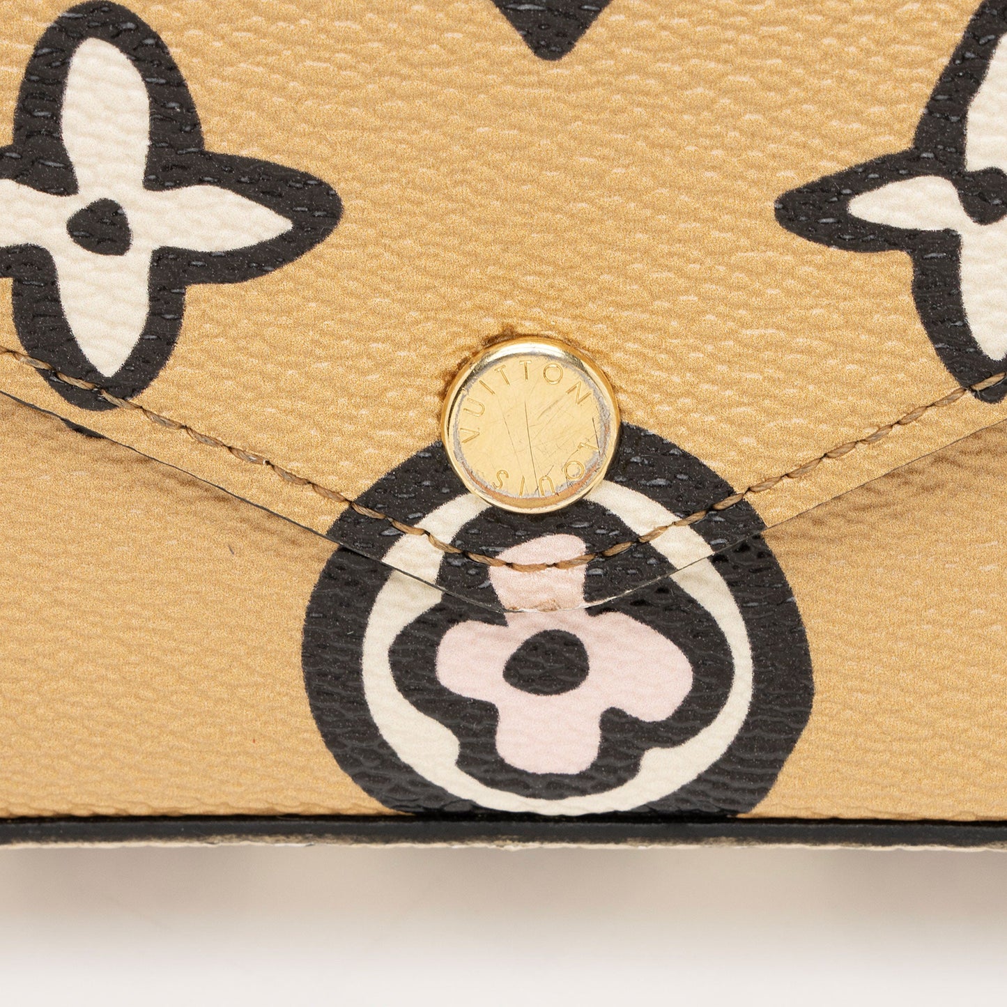 Louis Vuitton Limited Edition Giant Monogram Canvas Wild At Heart Felicie Strap