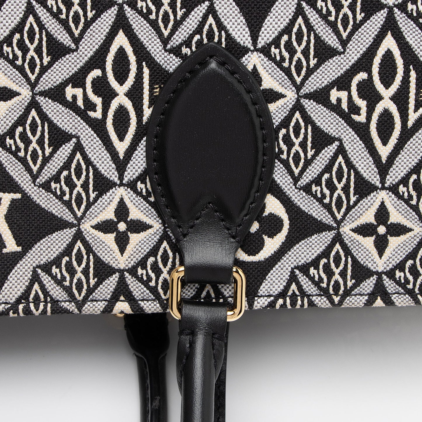 Louis Vuitton Limited Edition Jacquard Since 1854 Onthego GM Tote (SHF-siPMh8)