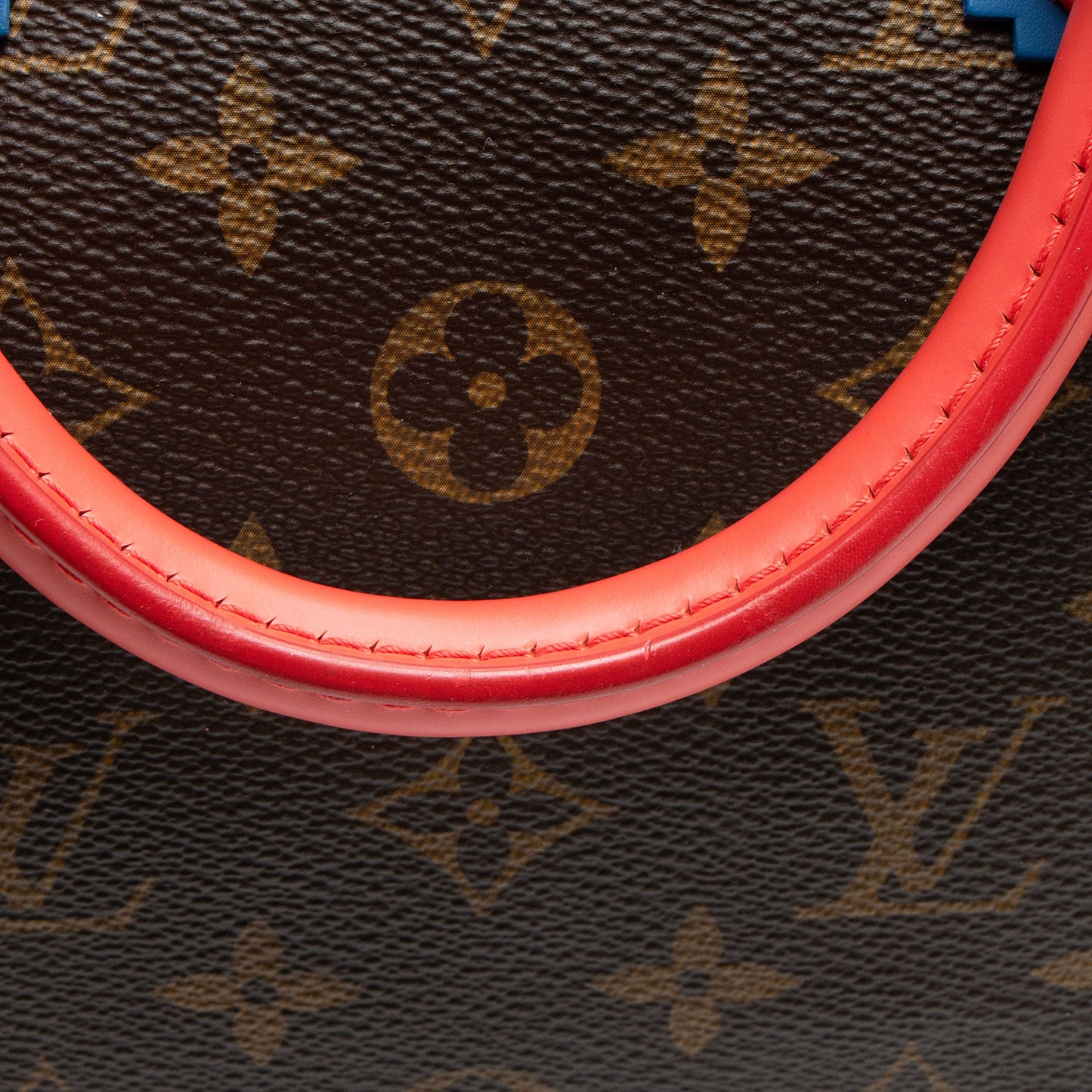 Louis Vuitton Limited Edition Monogram Canvas Totem Speedy 30 Satchel (SHF-emv1sU)