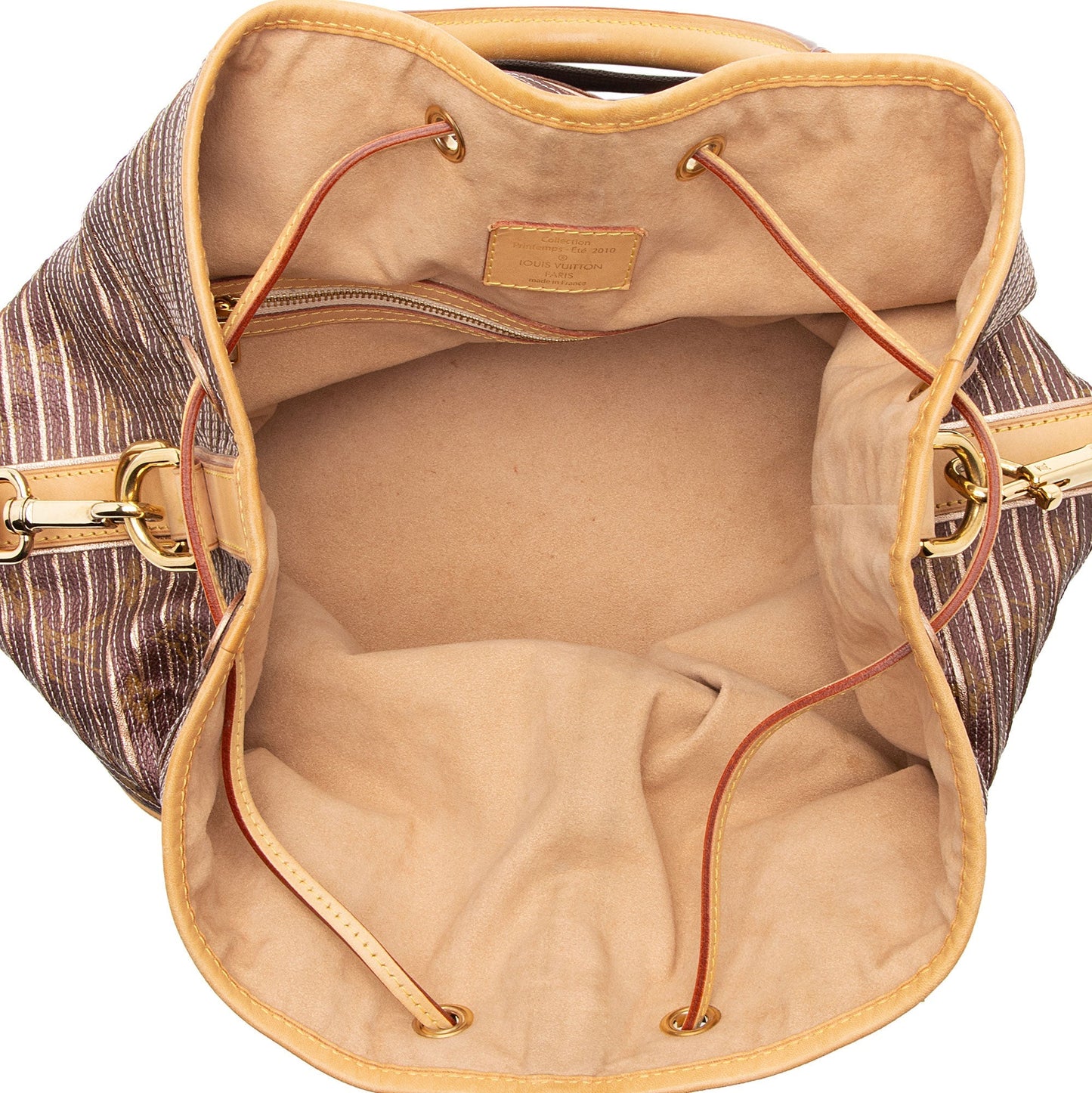 Louis Vuitton Limited Edition Monogram Eden Drawstring Satchel (SHF-s9Aun7)