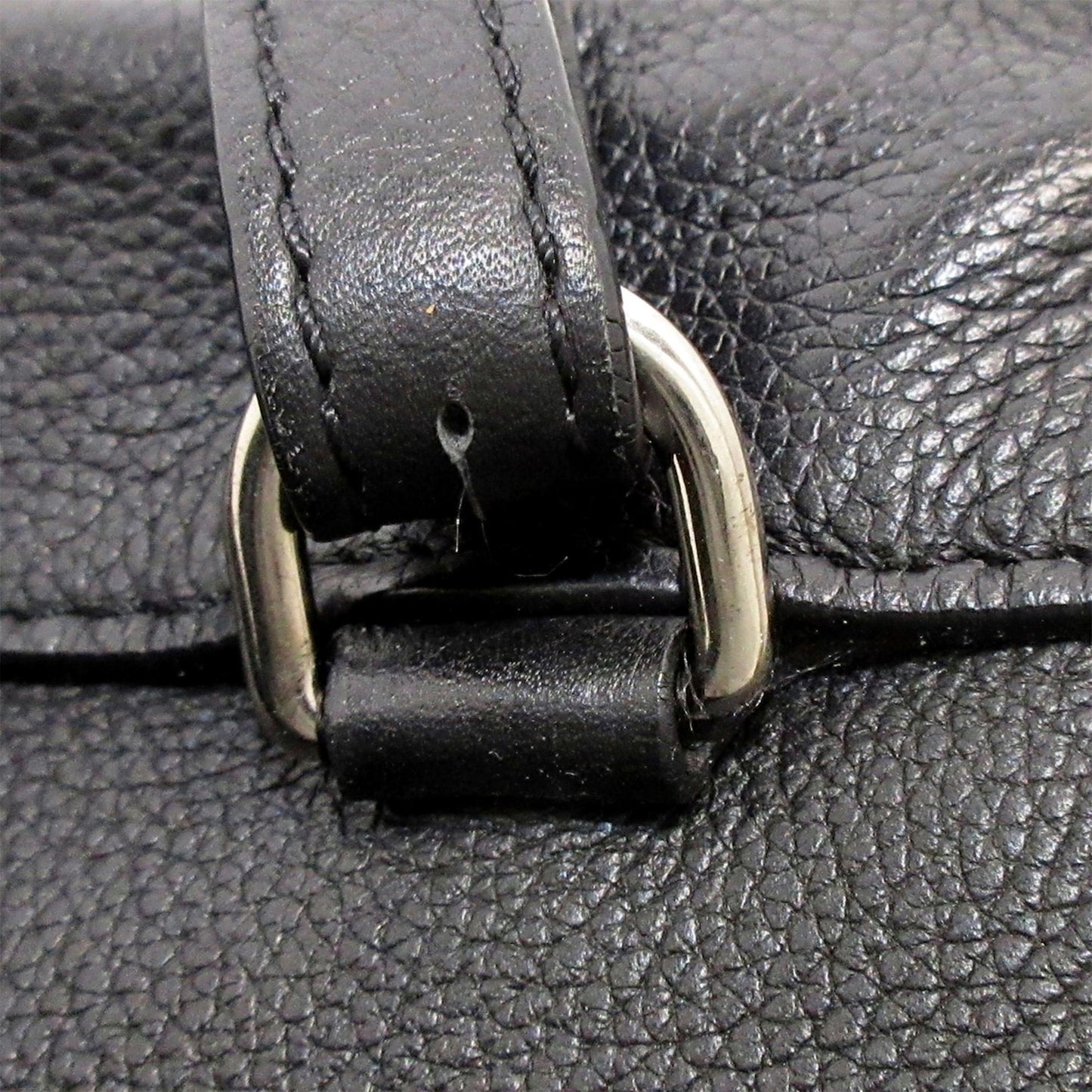 Louis Vuitton LockMe Backpack (SHG-eoDN7A)