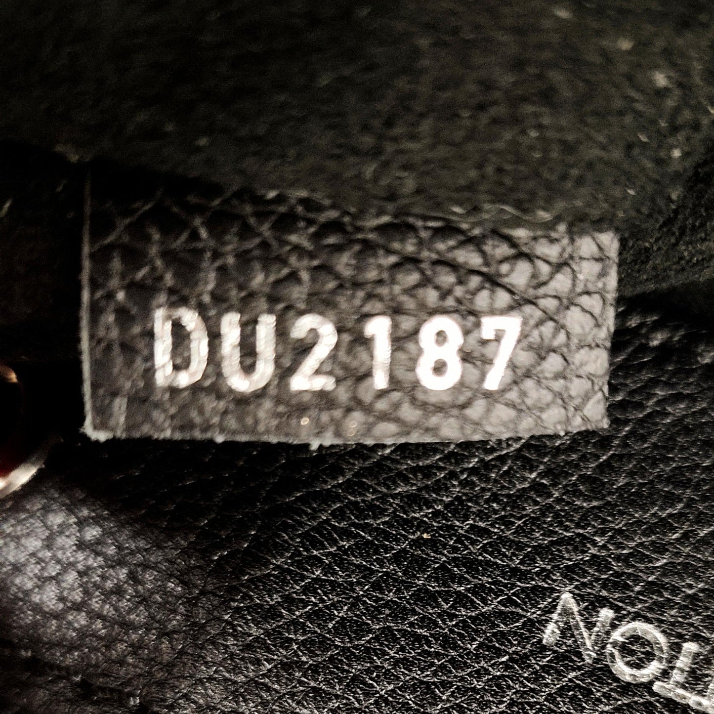 Louis Vuitton Lockme Backpack (SHG-DYhuuv)
