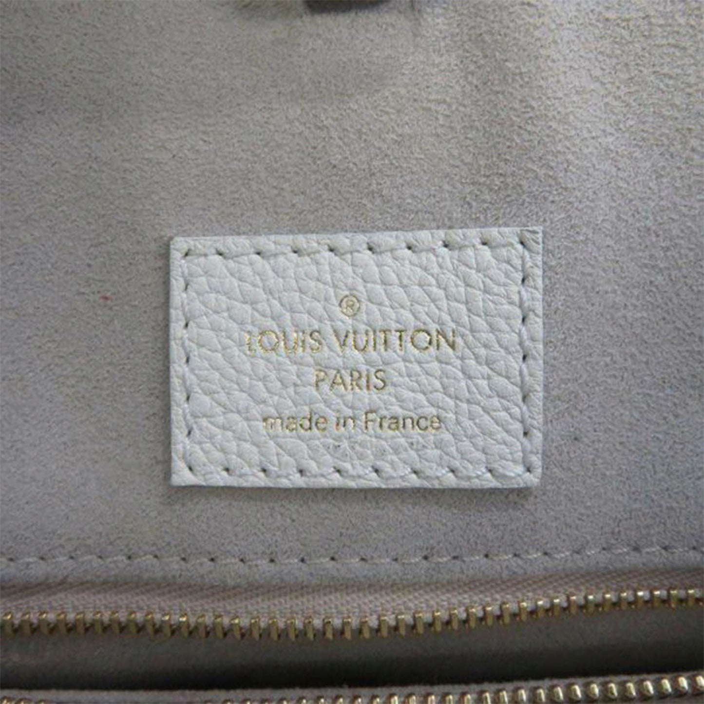 Louis Vuitton Lockme Tote PM (SHG-Z7oBGc)