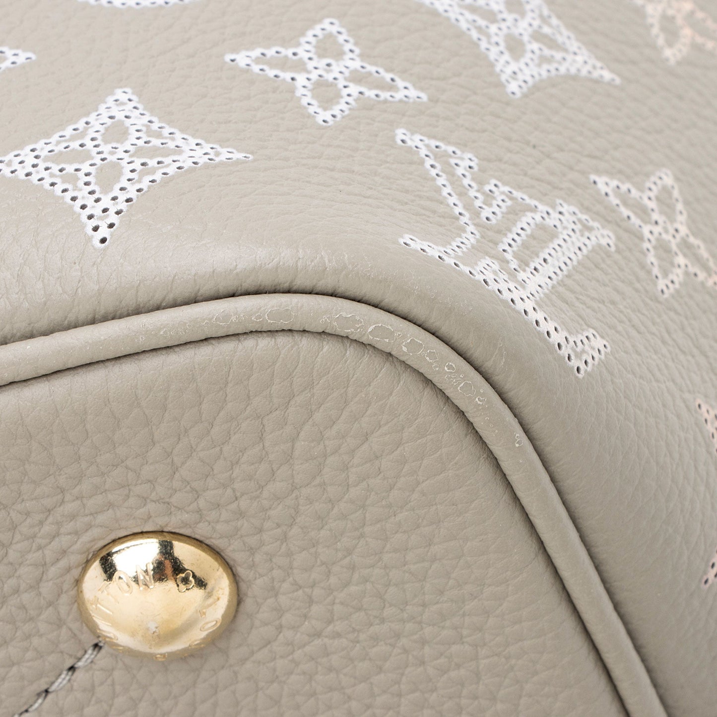 Louis Vuitton Mahina Leather Blossom MM Tote
