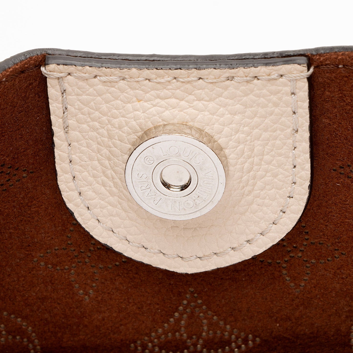 Louis Vuitton Mahina Leather Carmel Hobo