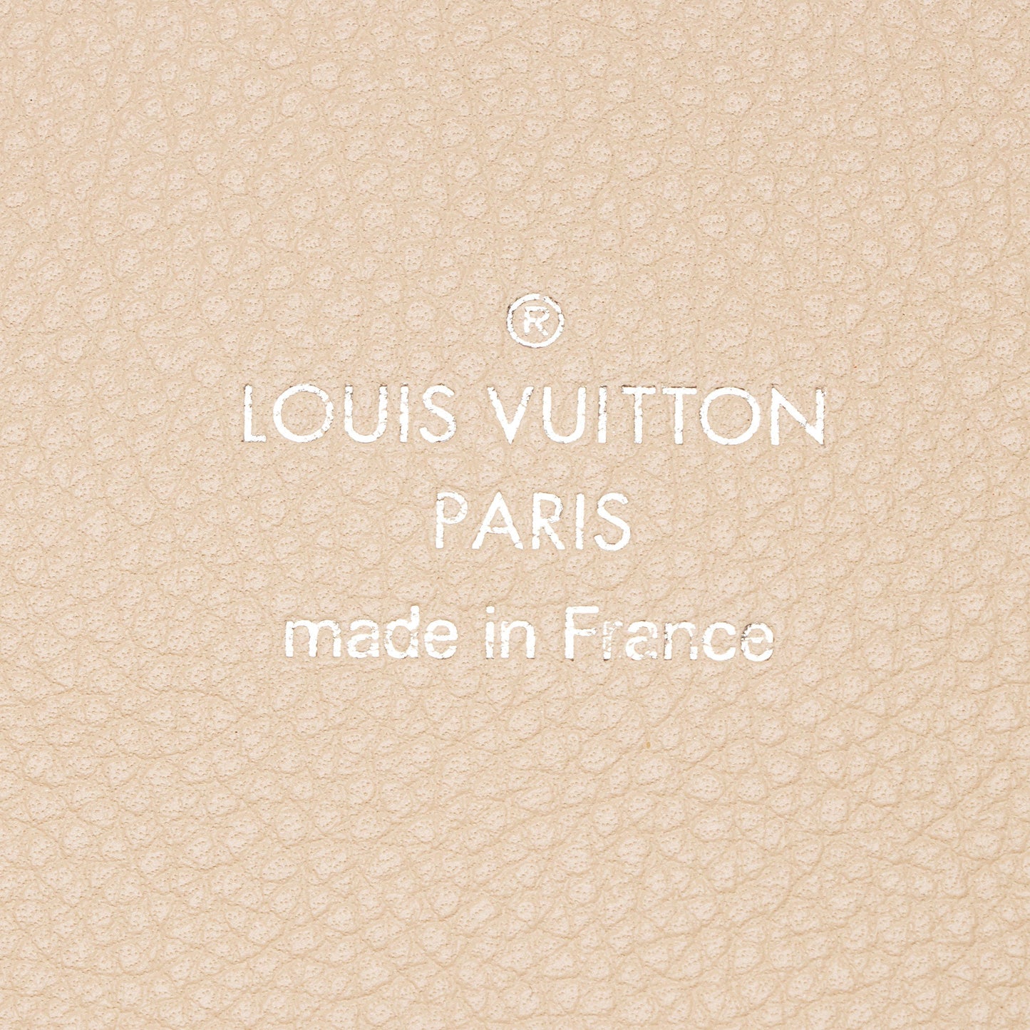 Louis Vuitton Mahina Leather Hina MM Tote