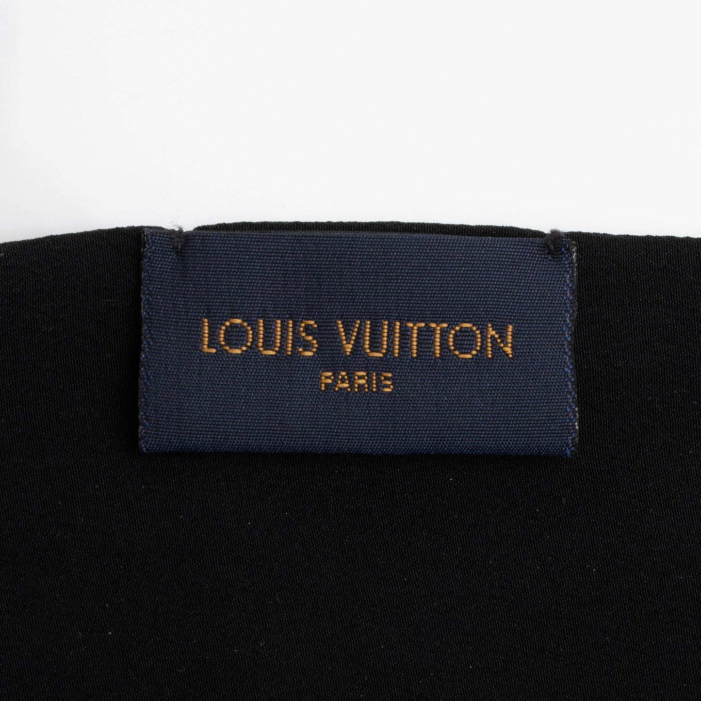 Louis Vuitton Silk Monogram So Glitter Scarf (SHF-kbMz2b)