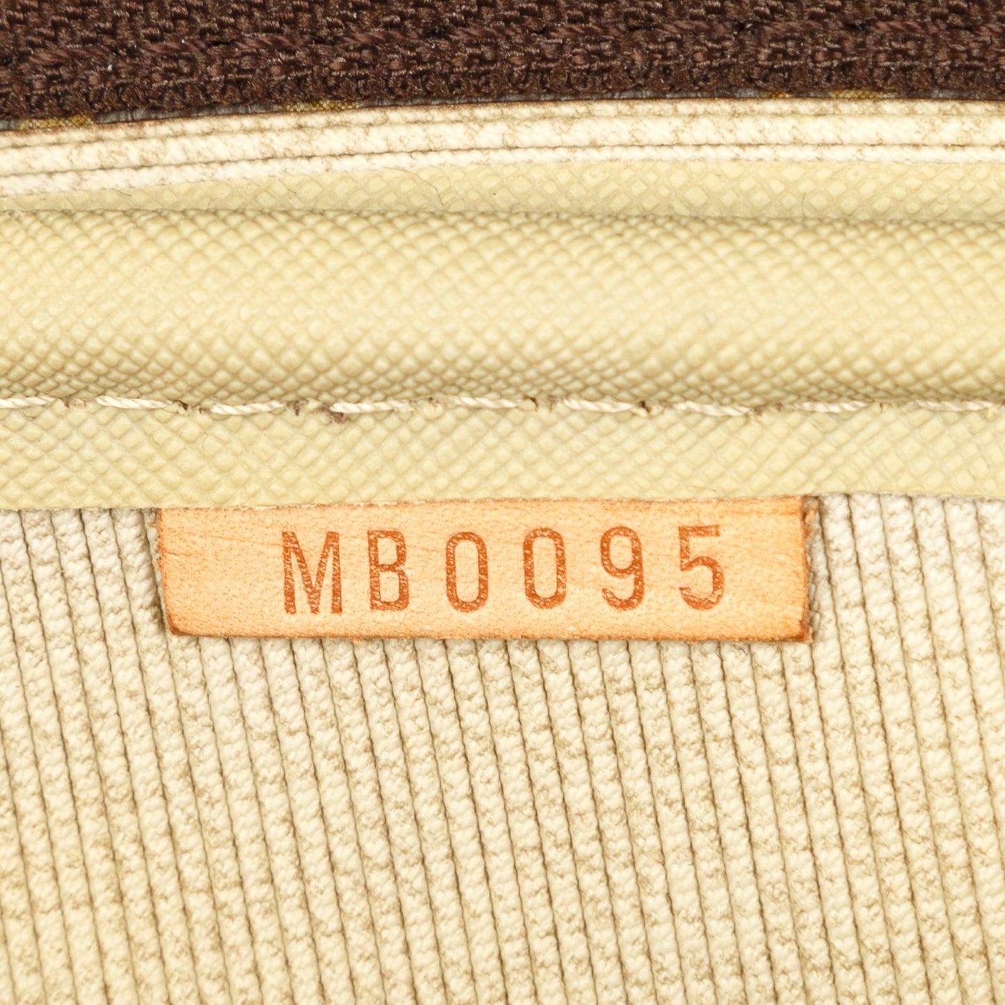 Louis Vuitton Monogram Alize 24 Heures