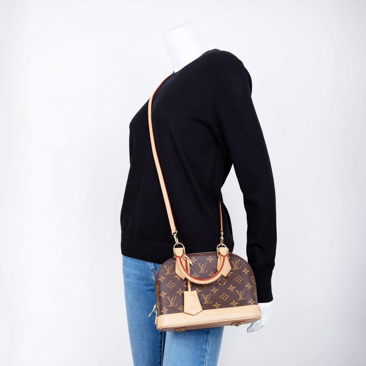 Louis Vuitton Monogram Alma BB
