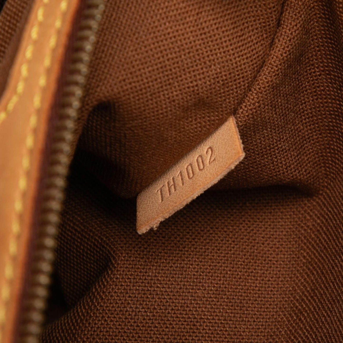Louis Vuitton Monogram Cabas Mezzo