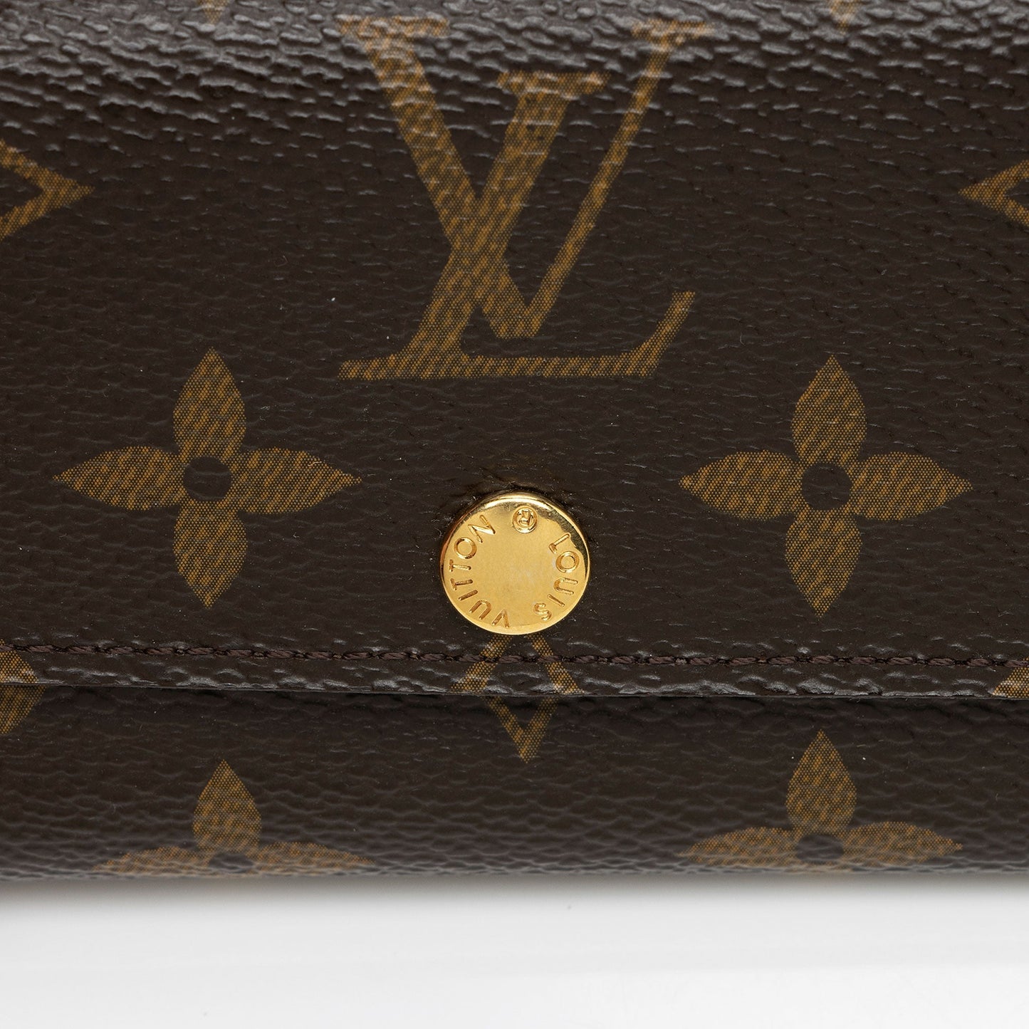 Louis Vuitton Monogram Canvas 6 Key Holder (SHF-QTdBZ7)
