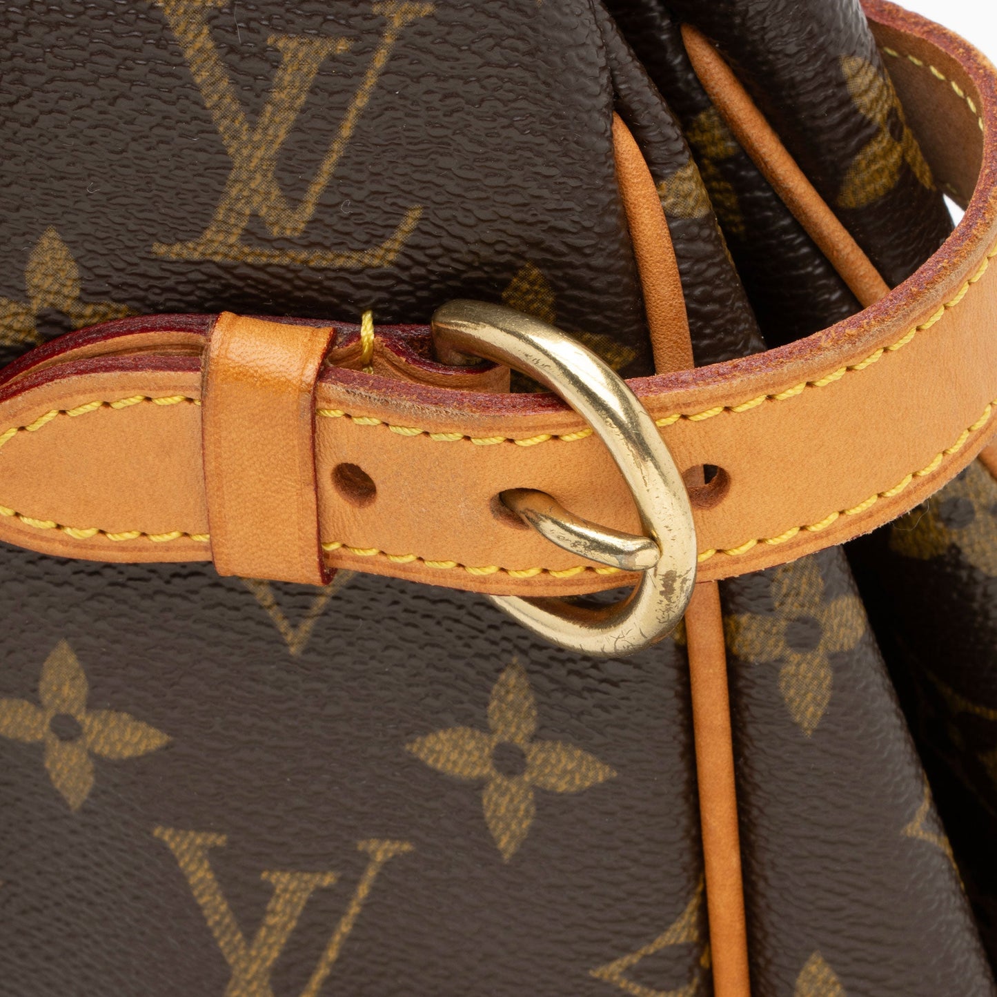 Louis Vuitton Monogram Canvas Batignolles Vertical Tote (SHF-S1fiiE)