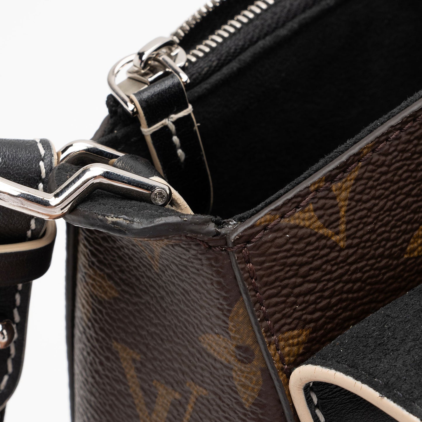Louis Vuitton Monogram Canvas Chain It PM Shoulder Bag -  (SHF-Cs01bC)