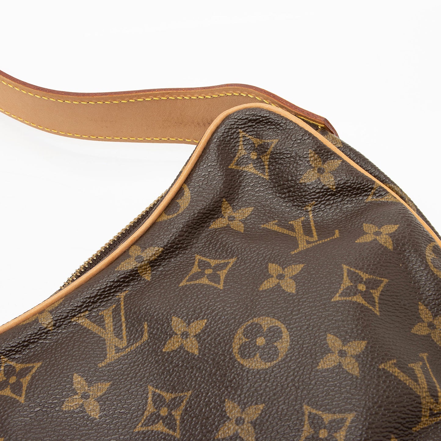 Louis Vuitton Monogram Canvas Croissant MM Shoulder Bag