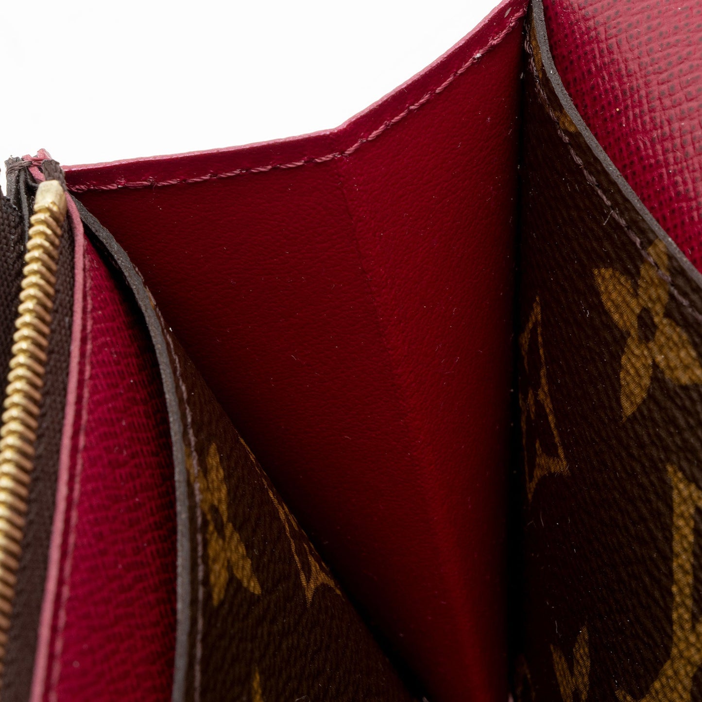 Louis Vuitton Monogram Canvas Emilie Wallet (SHF-uwxajl)