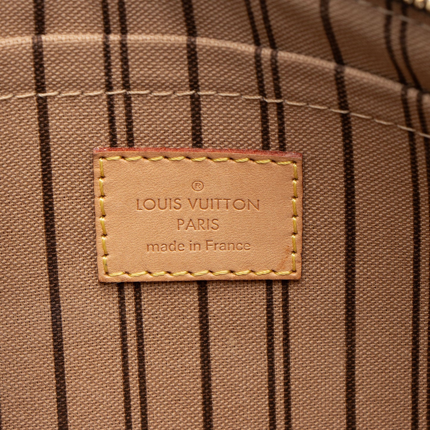 Louis Vuitton Monogram Canvas Escale Neverfull MM Pochette (SHF-QdQI96)