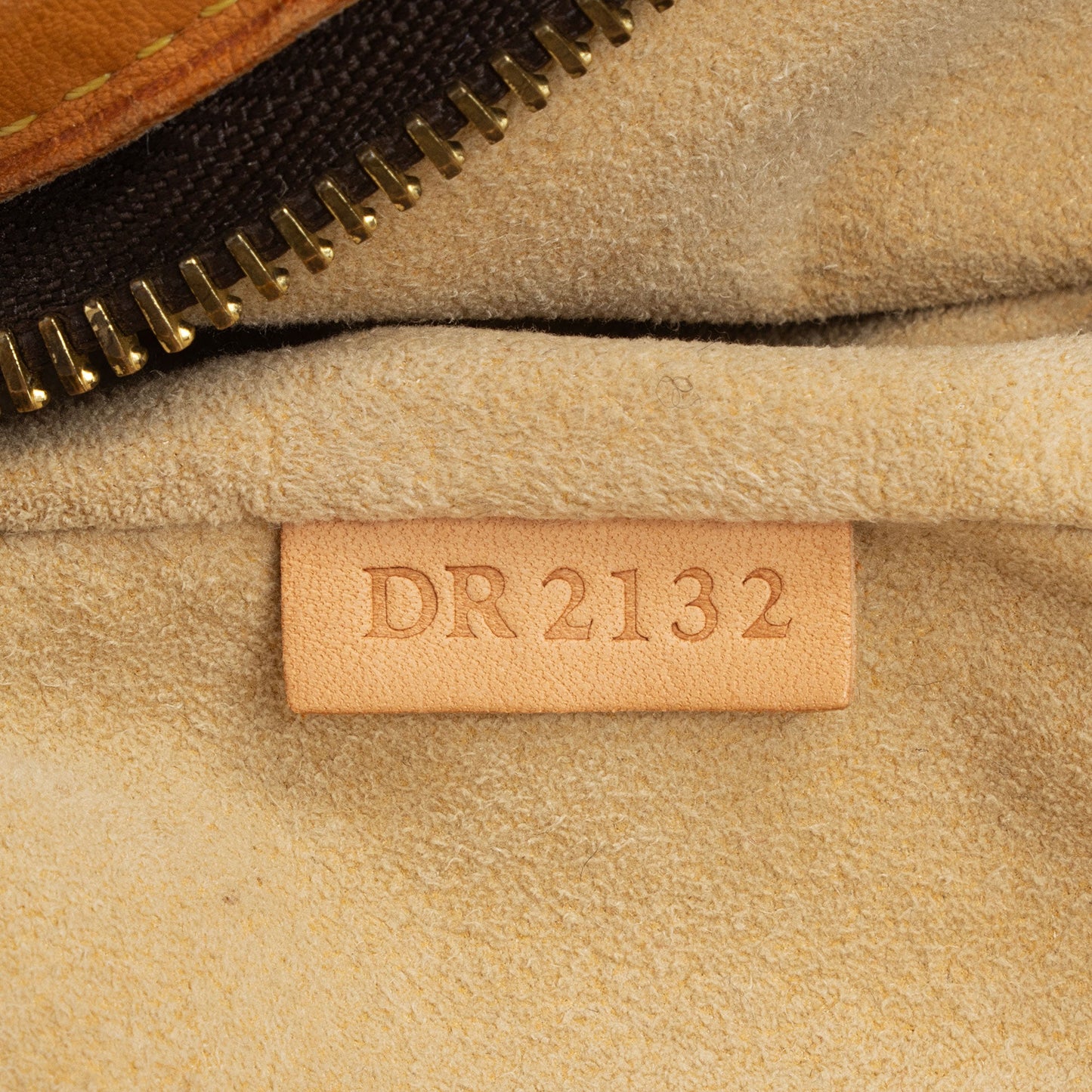 Louis Vuitton Monogram Canvas Estrela GM Tote -  (SHF-YQzxfl)