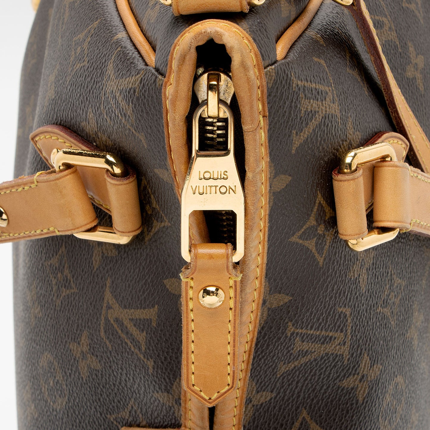 Louis Vuitton Monogram Canvas Estrela MM Tote (SHF-USV0uo)