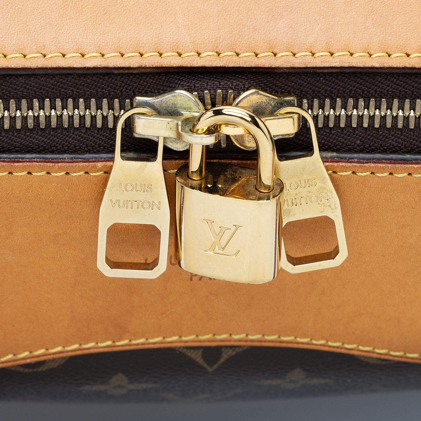 Louis Vuitton Monogram Canvas Estrela Tote