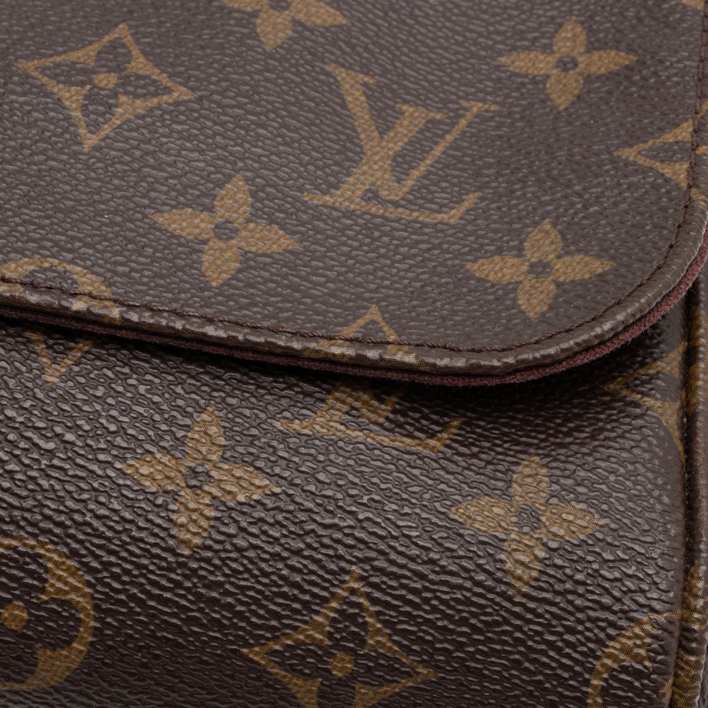 Louis Vuitton Monogram Canvas Favorite MM Shoulder Bag (SHF-pBpiVp)