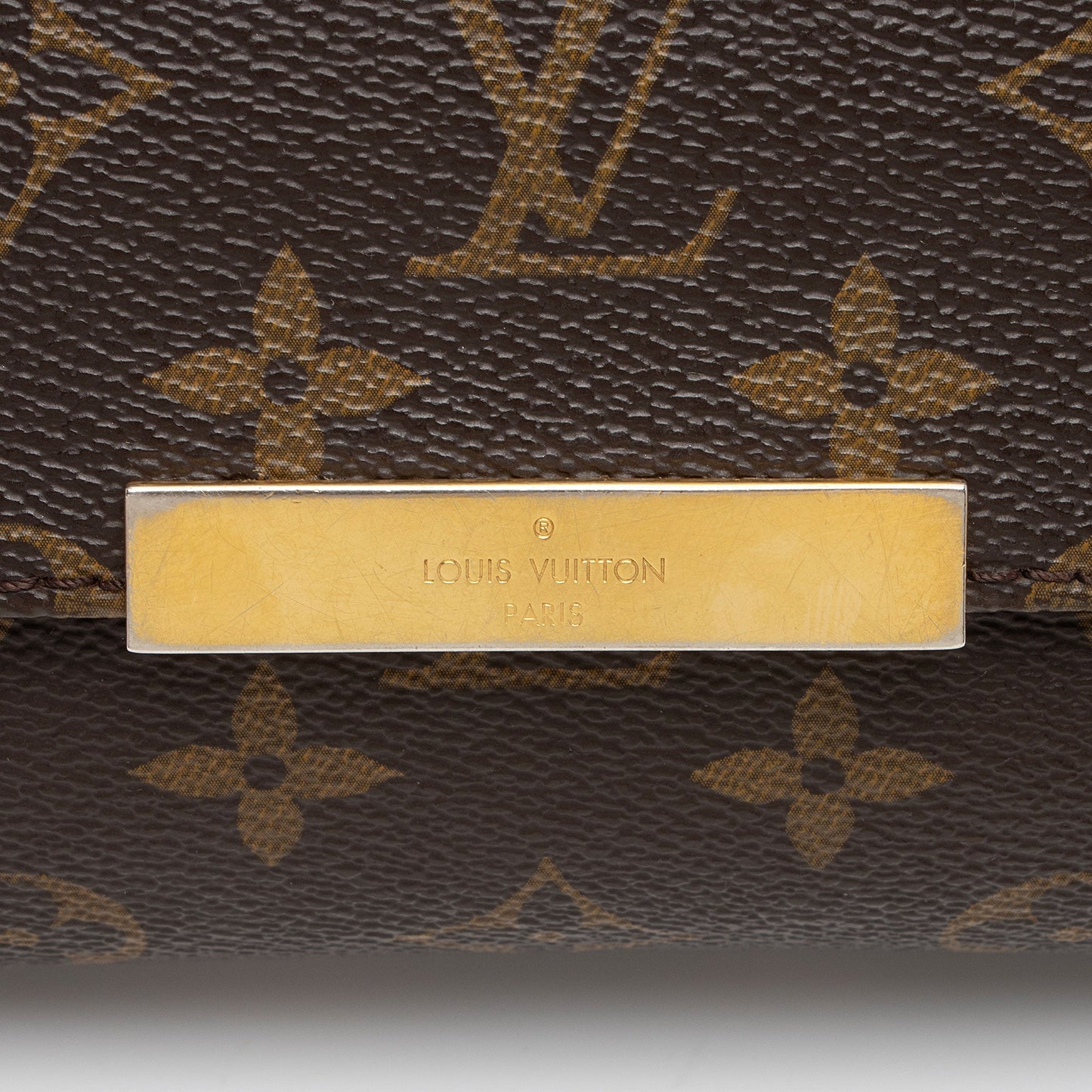 Louis Vuitton Monogram Canvas Favorite MM Shoulder Bag (SHF-vOz9V2)