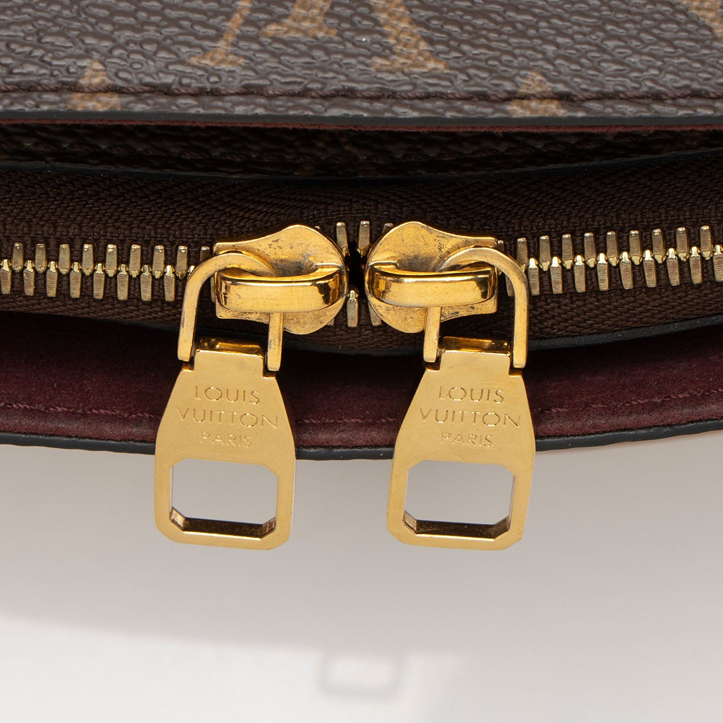 Louis Vuitton Monogram Canvas Flower PM Zip Tote (SHF-DxcVtF)
