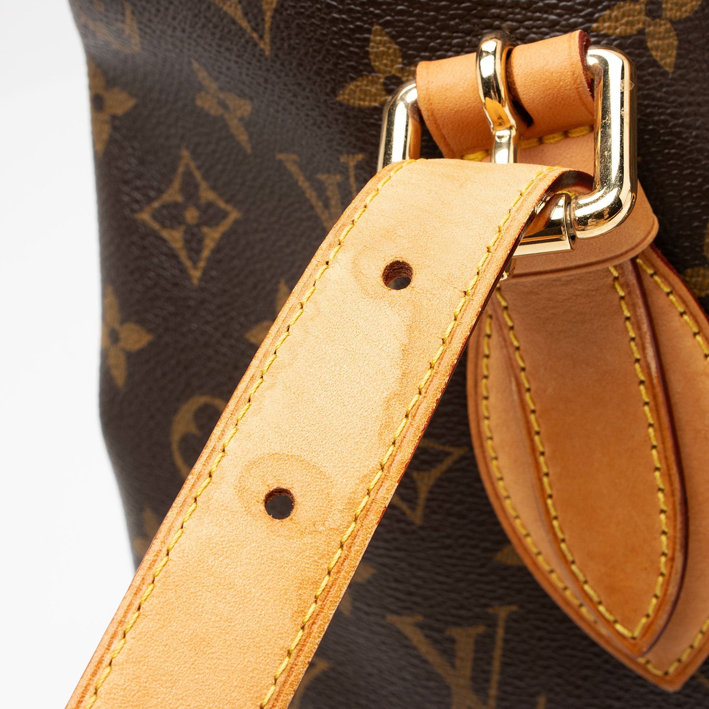Louis Vuitton Monogram Canvas Hampstead MM Tote (SHF-mtf6IP)